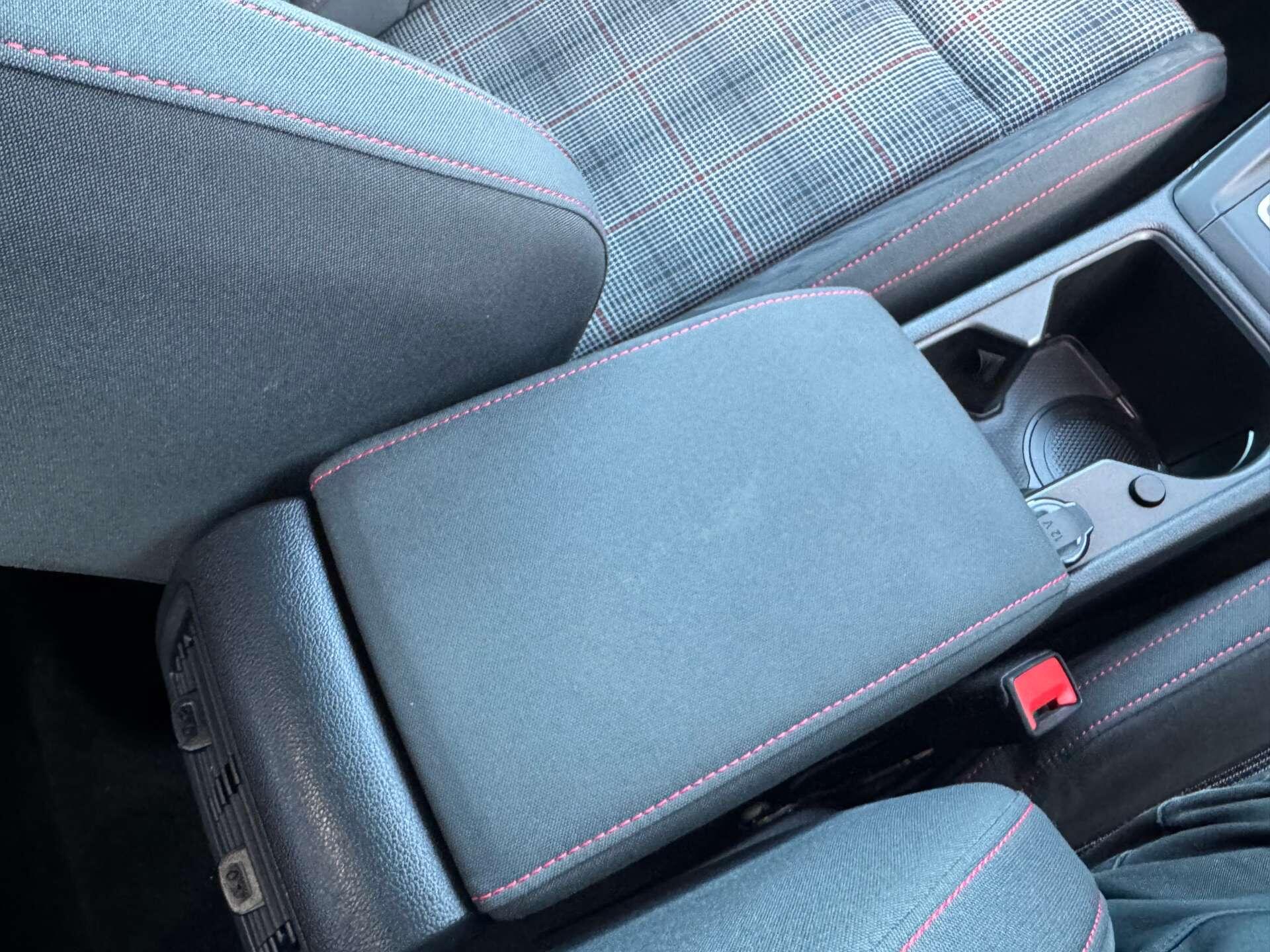 Volkswagen Golf 2.0 Golf GTi TSi Semi-Auto 5dr 5dr Automatic 2025