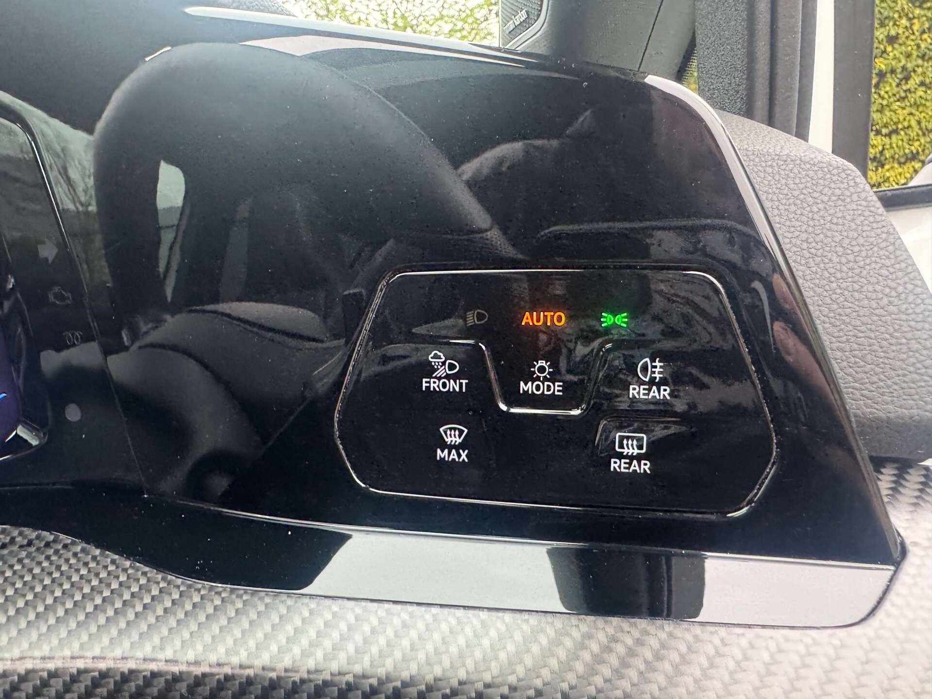 Volkswagen Golf 2.0 Golf R 20 Years TSI 4Motion SA 4WD 5dr 5dr Automatic 2025