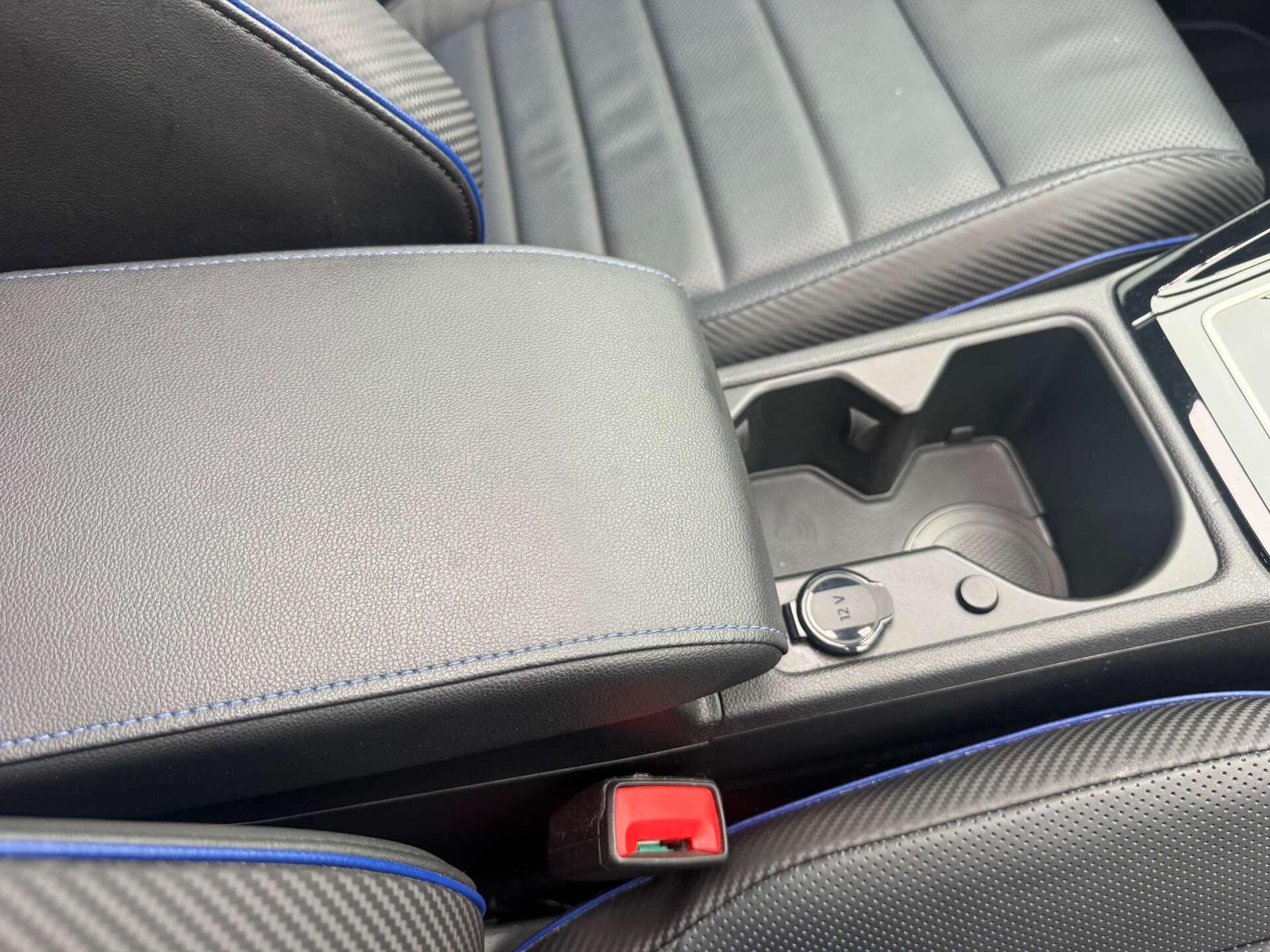 Volkswagen Golf 2.0 Golf R 20 Years TSI 4Motion SA 4WD 5dr 5dr Automatic 2025