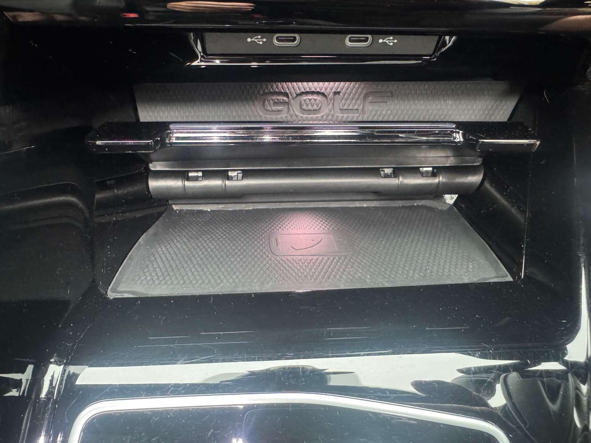 Volkswagen Golf 2.0 Golf R 20 Years TSI 4Motion SA 4WD 5dr 5dr Automatic 2025