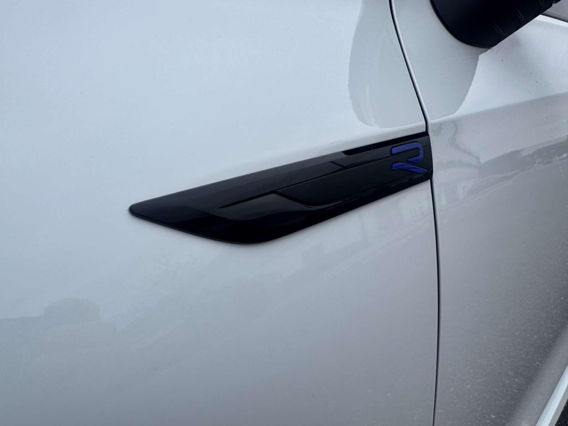 Volkswagen Golf 2.0 Golf R 20 Years TSI 4Motion SA 4WD 5dr 5dr Automatic 2025