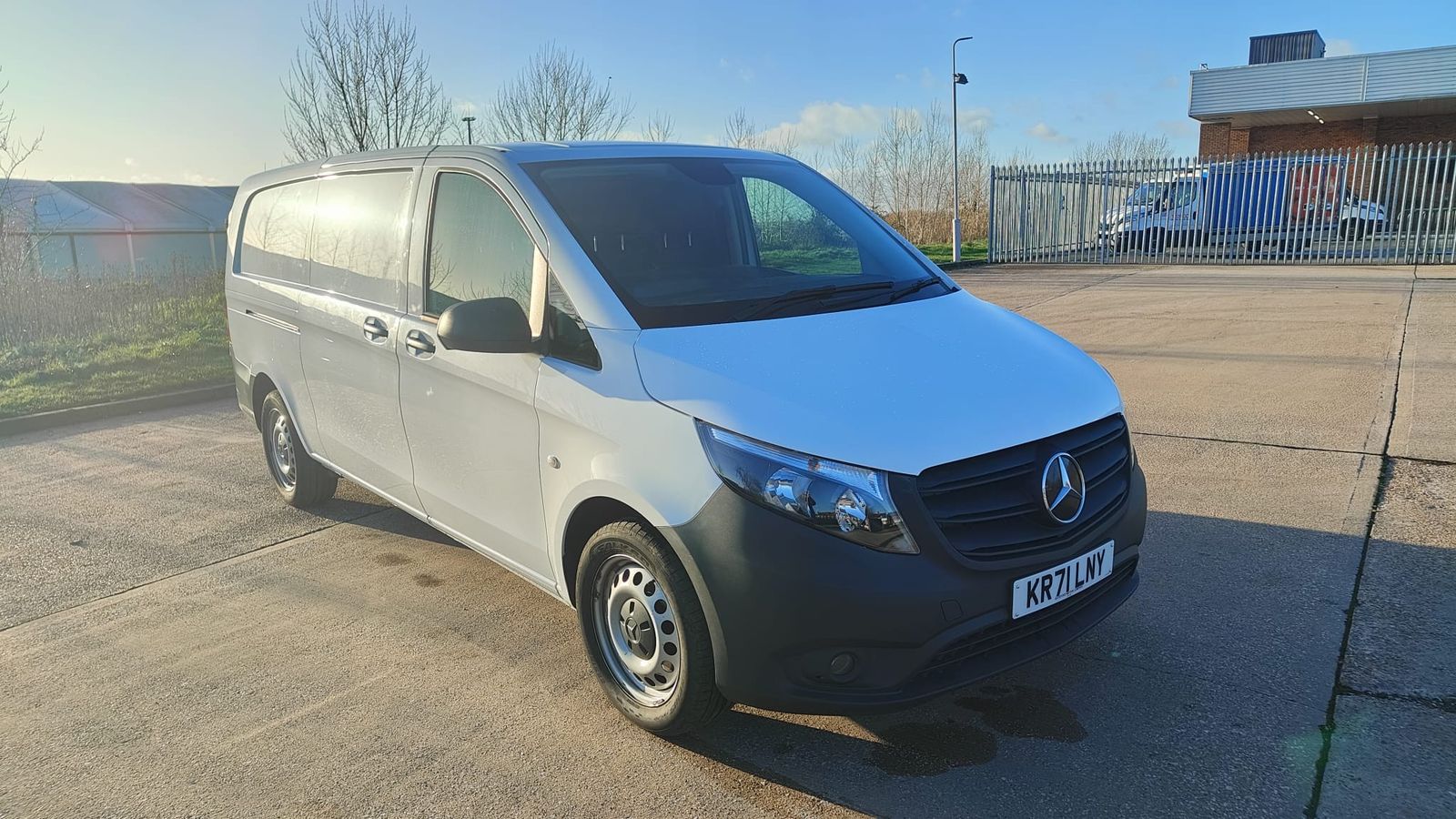 2021 Mercedes-Benz Vito 2.0CDI 116 Progressive L3 (160bhp)(Eu6dT) Panel