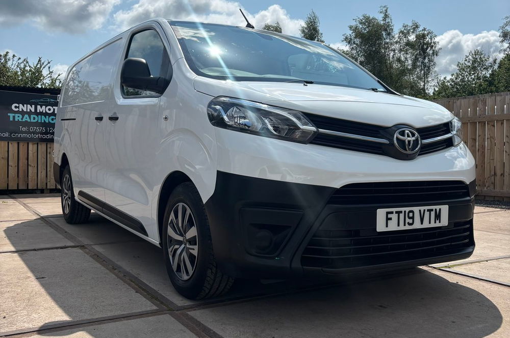 Toyota PROACE