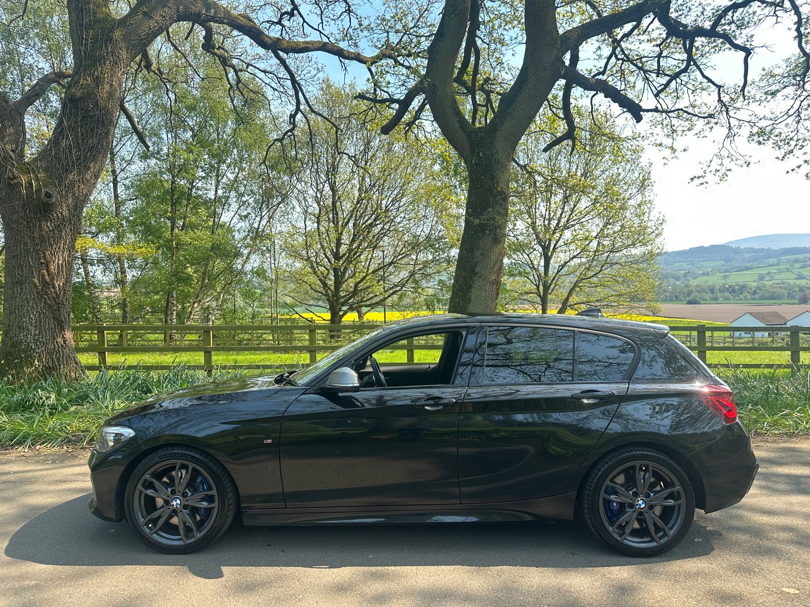 BMW 1 Series 3.0 M140i GPF Shadow Edition Hatchback 5dr Petrol Auto Euro 6 (s/s) (340 ps) 5dr Automatic 2019