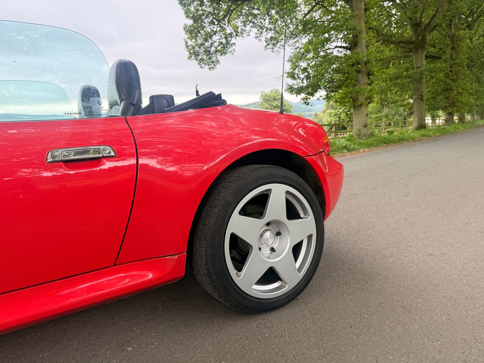 BMW Z3 2.8i Convertible 2dr Petrol Manual (225 g/km, 193 bhp) 2dr Manual 1997