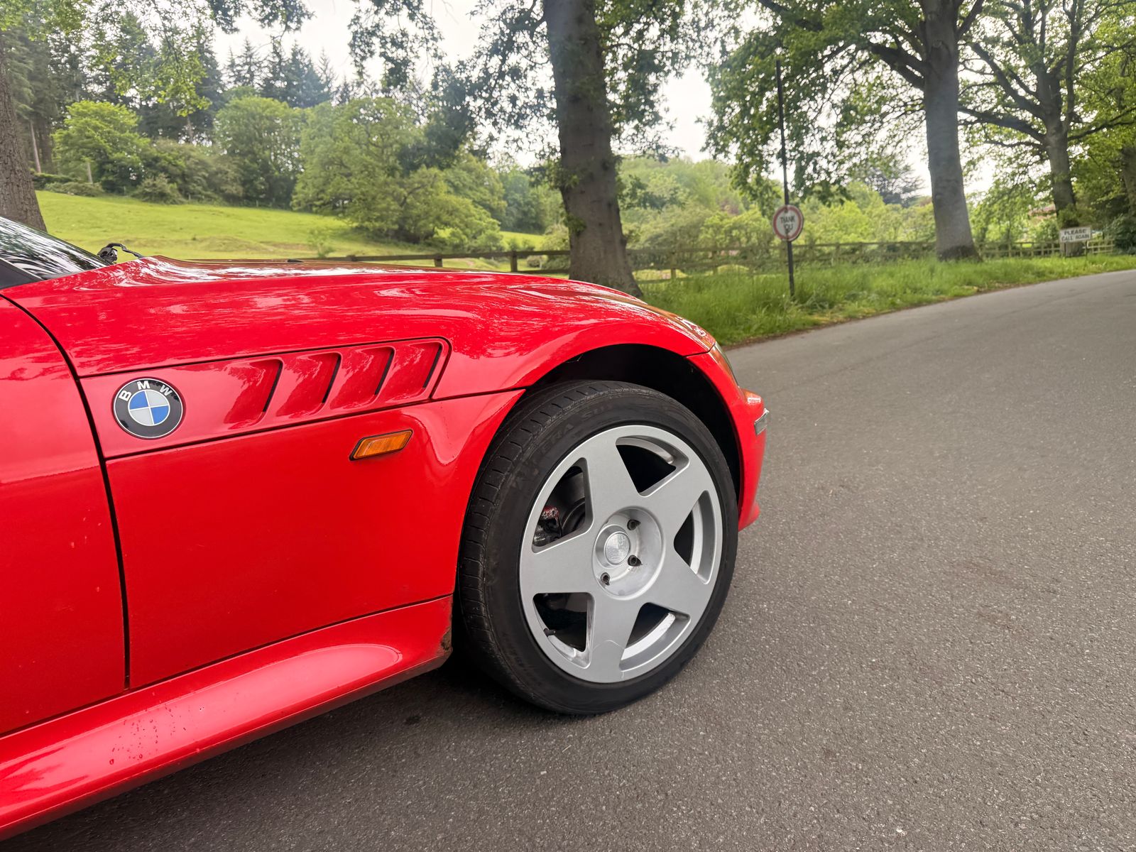 BMW Z3 2.8i Convertible 2dr Petrol Manual (225 g/km, 193 bhp) 2dr Manual 1997