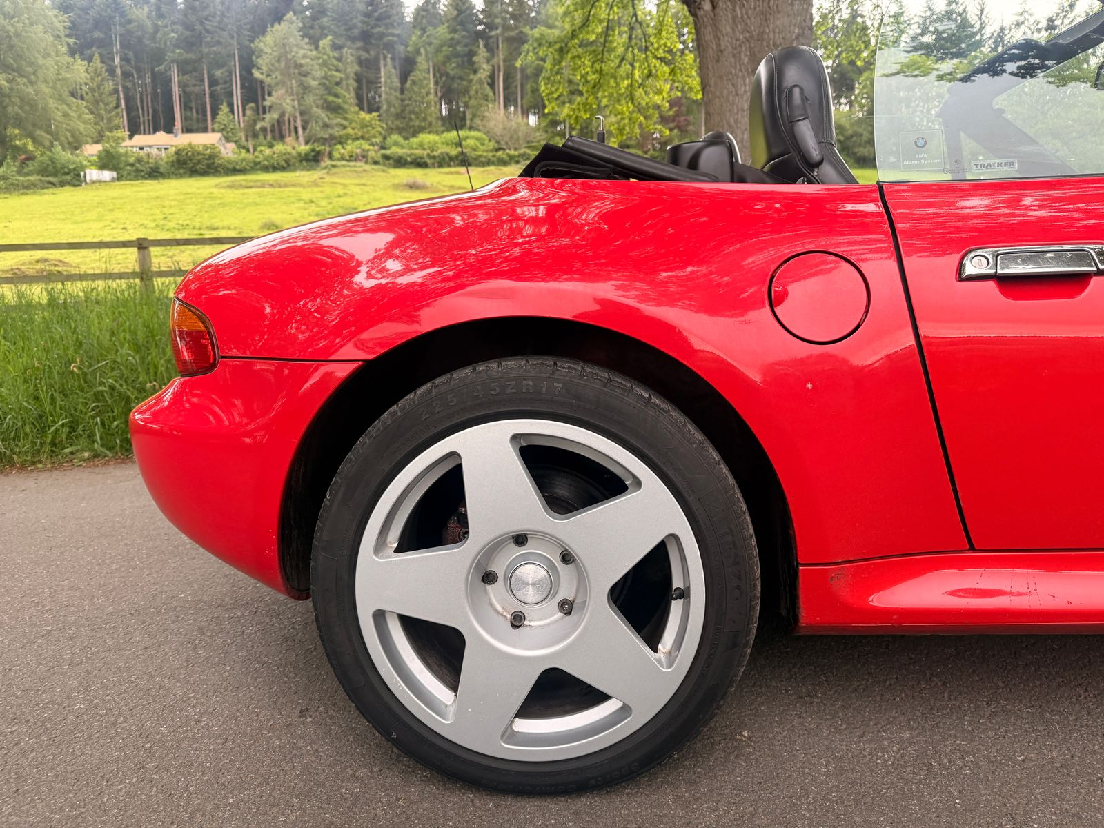 BMW Z3 2.8i Convertible 2dr Petrol Manual (225 g/km, 193 bhp) 2dr Manual 1997