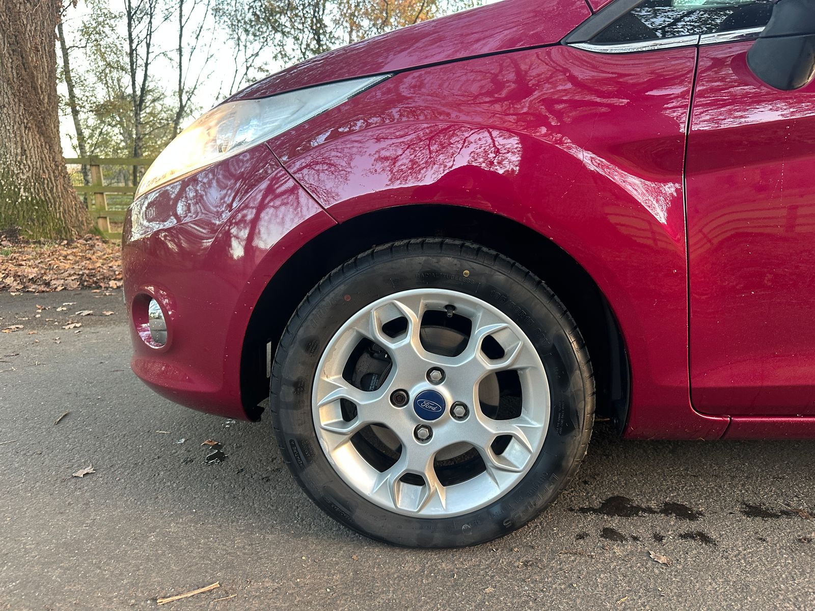 Ford Fiesta 1.25 Zetec Hatchback 5dr Petrol Manual (129 g/km, 81 bhp) 5dr Manual 2011