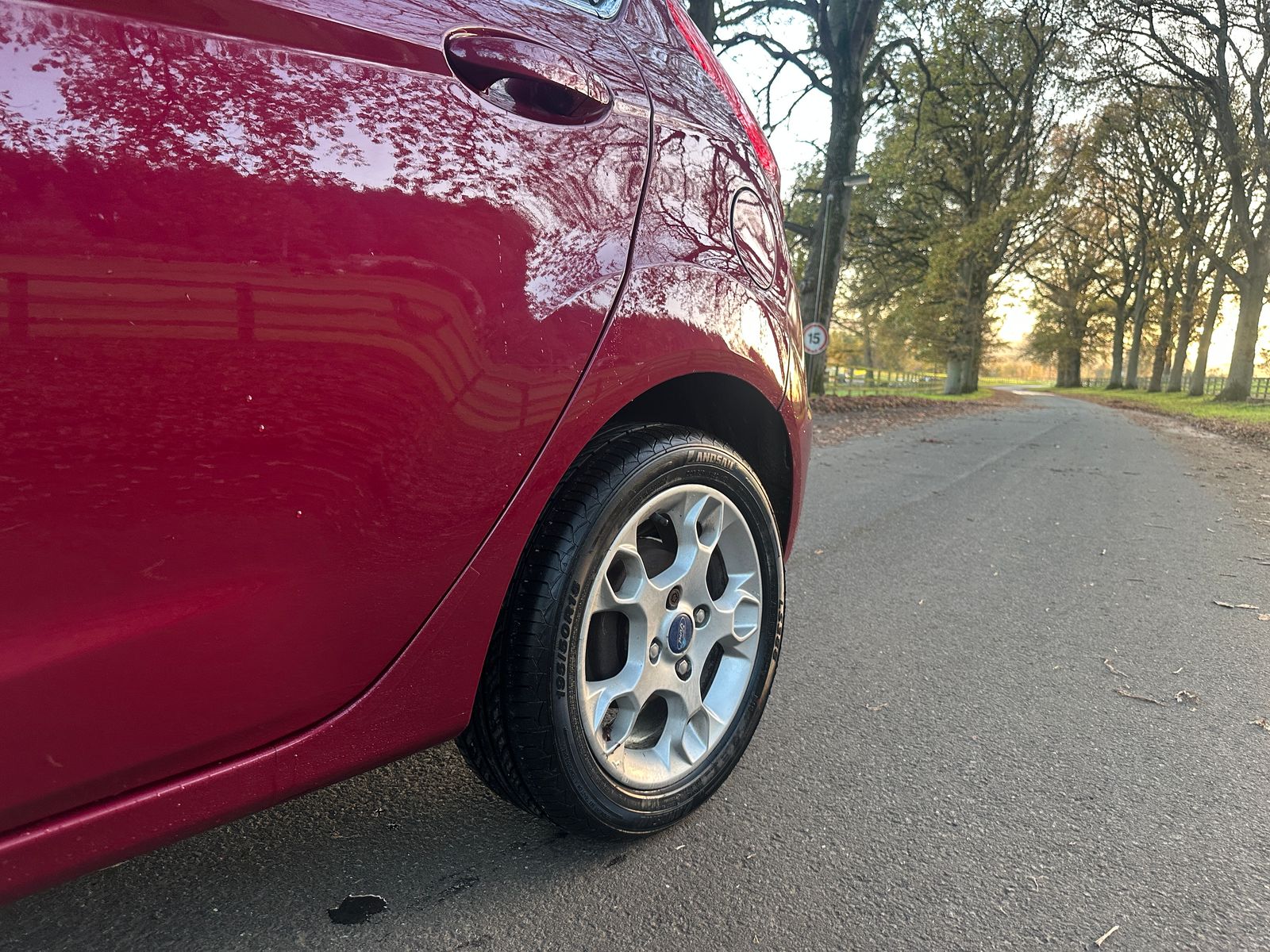 Ford Fiesta 1.25 Zetec Hatchback 5dr Petrol Manual (129 g/km, 81 bhp) 5dr Manual 2011