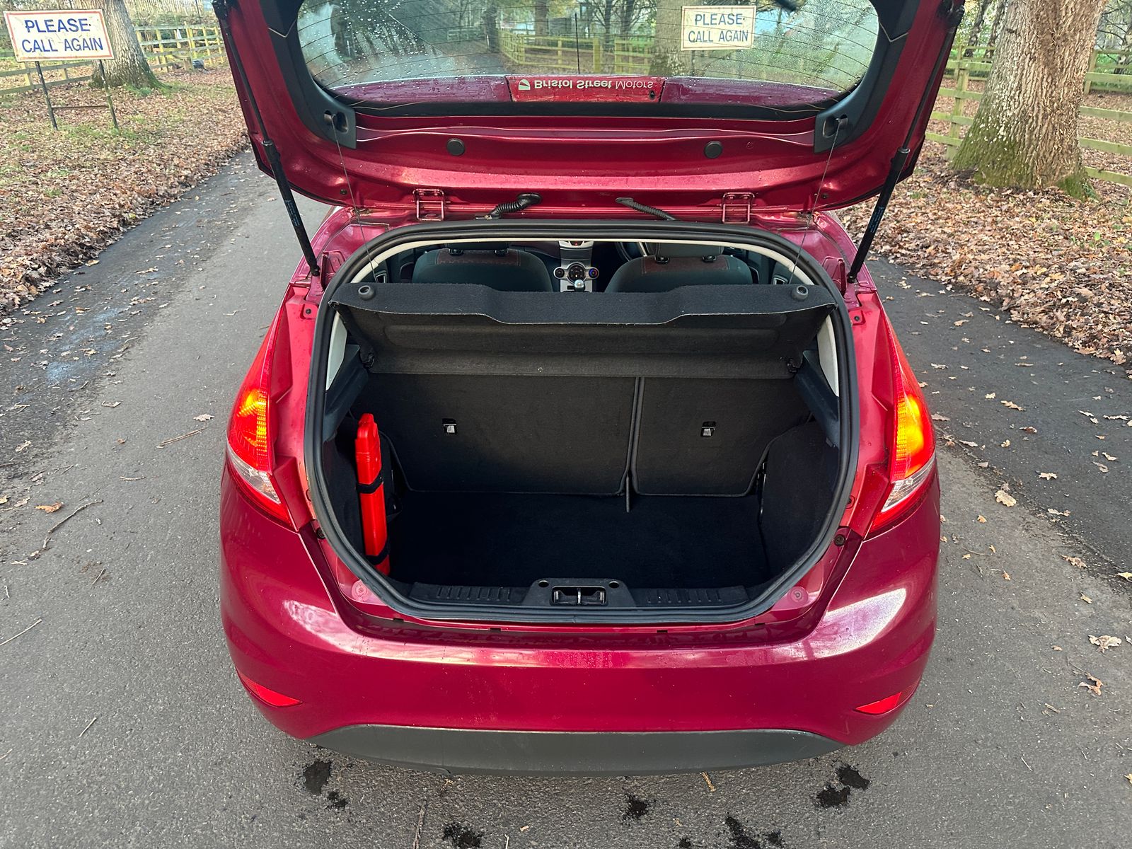 Ford Fiesta 1.25 Zetec Hatchback 5dr Petrol Manual (129 g/km, 81 bhp) 5dr Manual 2011