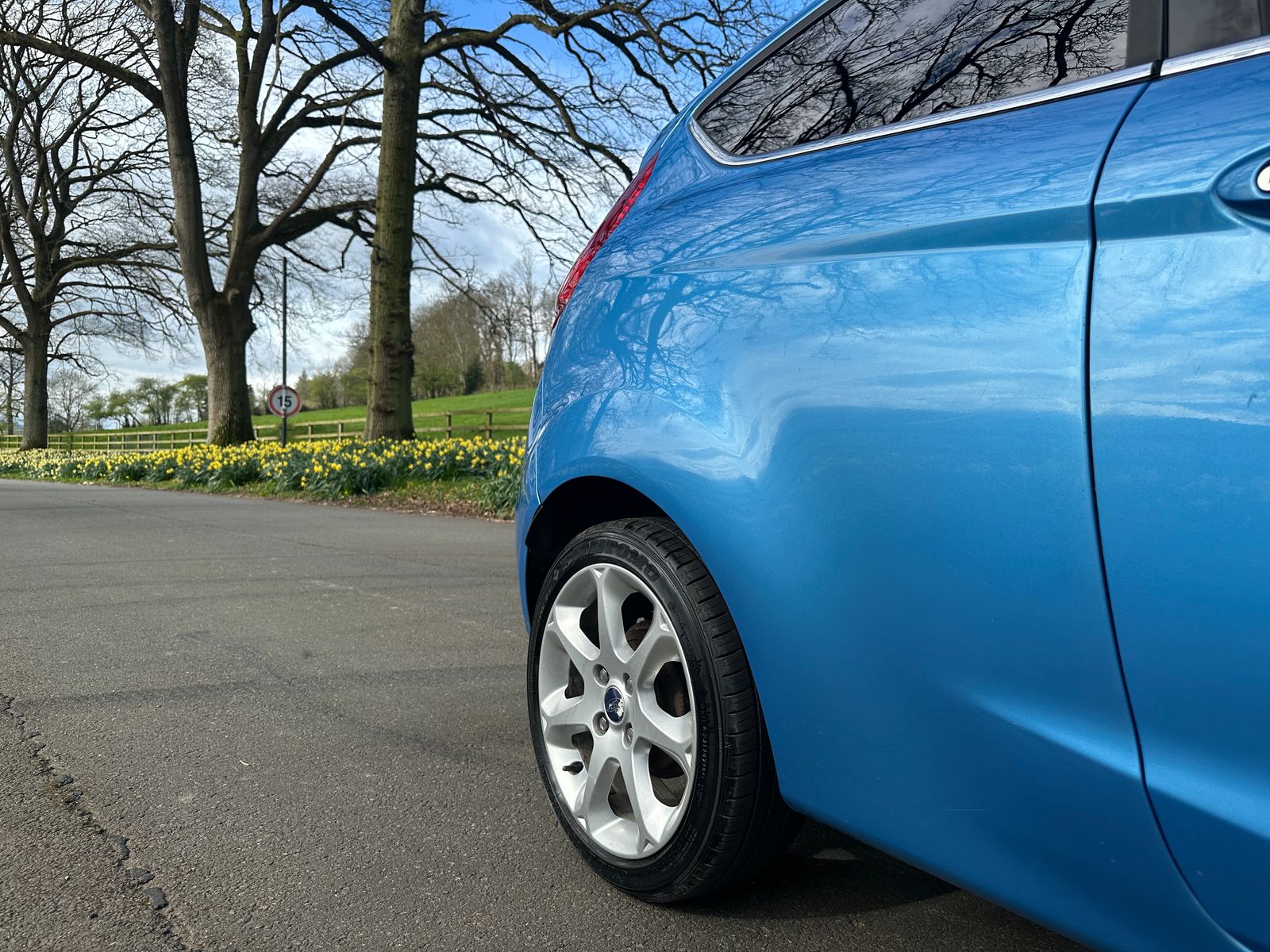 Ford Fiesta 1.4 Titanium Hatchback 3dr Petrol Manual (133 g/km, 94 bhp) 3dr Manual 2009