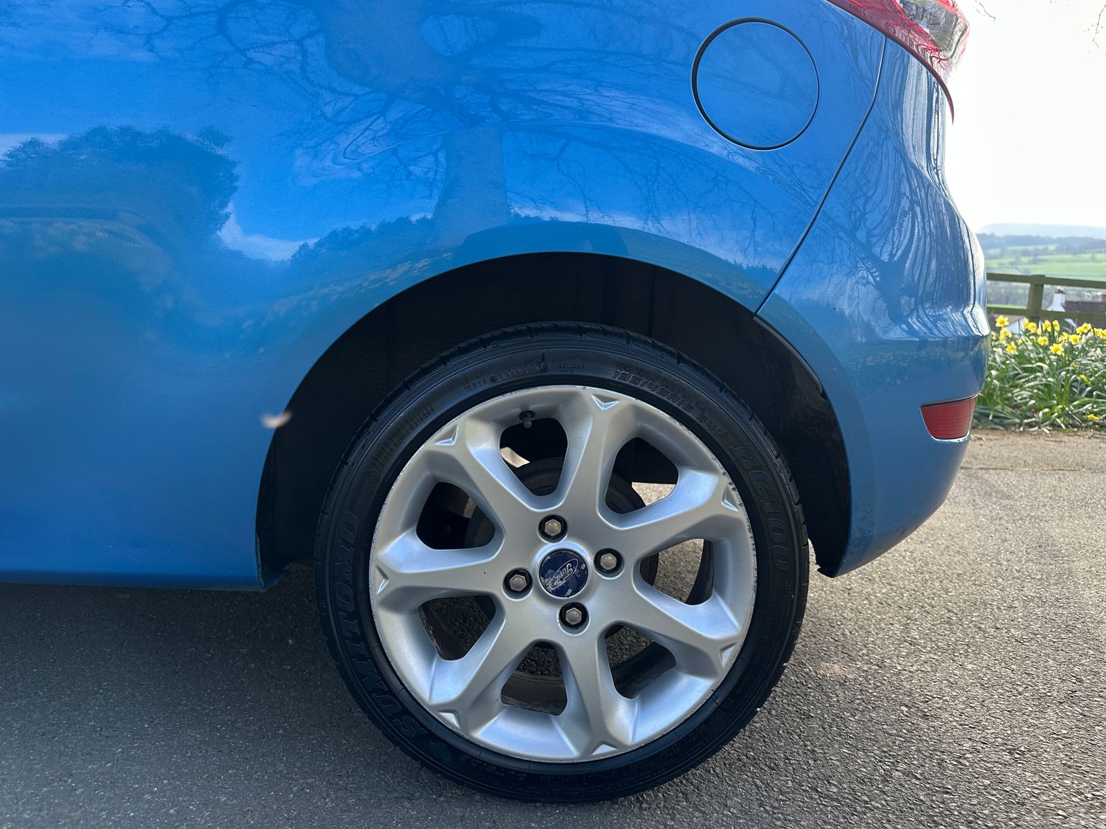 Ford Fiesta 1.4 Titanium Hatchback 3dr Petrol Manual (133 g/km, 94 bhp) 3dr Manual 2009