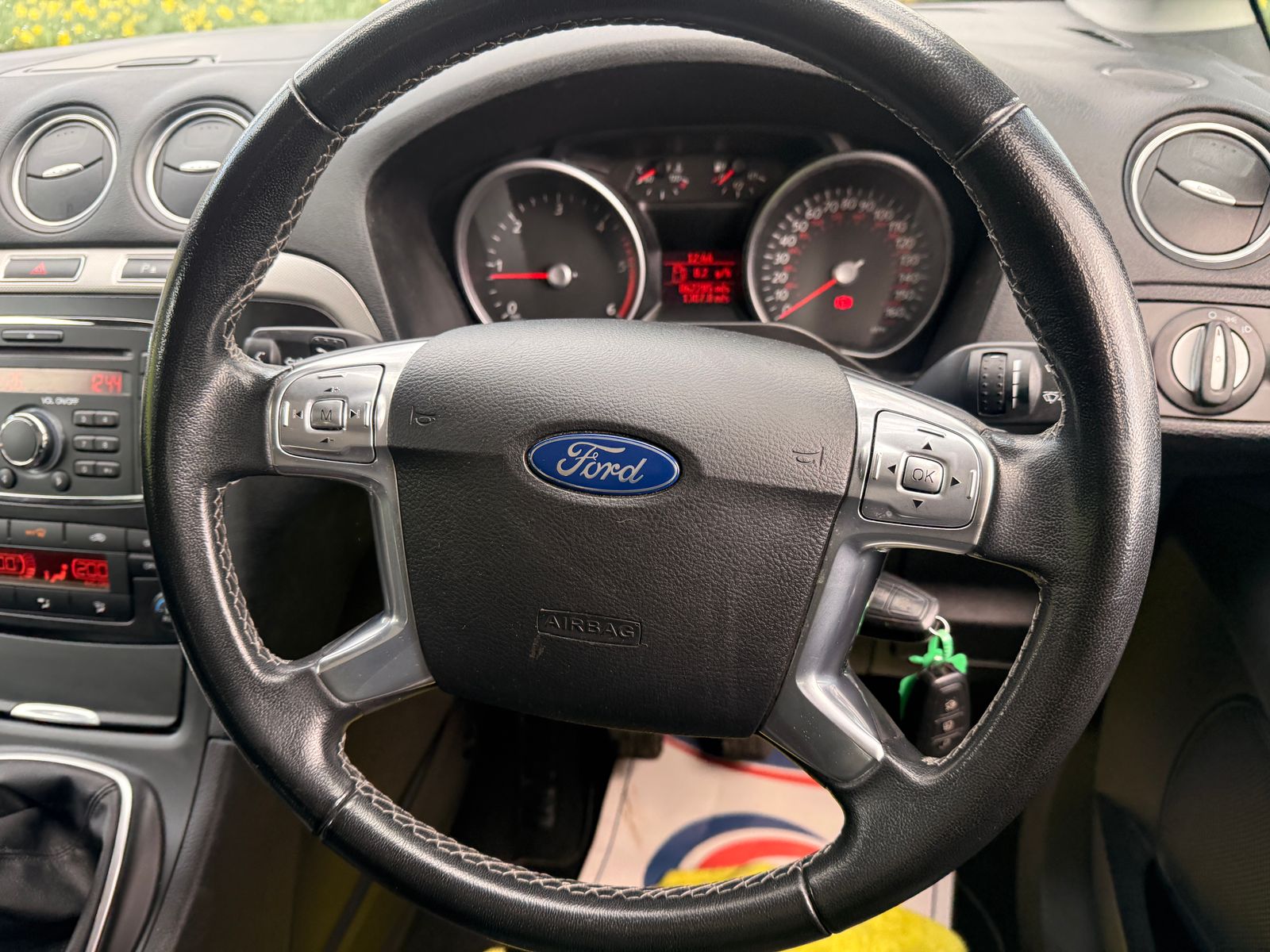 Ford S-Max 2.0 TDCi Zetec MPV 5dr Diesel Manual Euro 5 (140 ps) 5dr Manual 2012