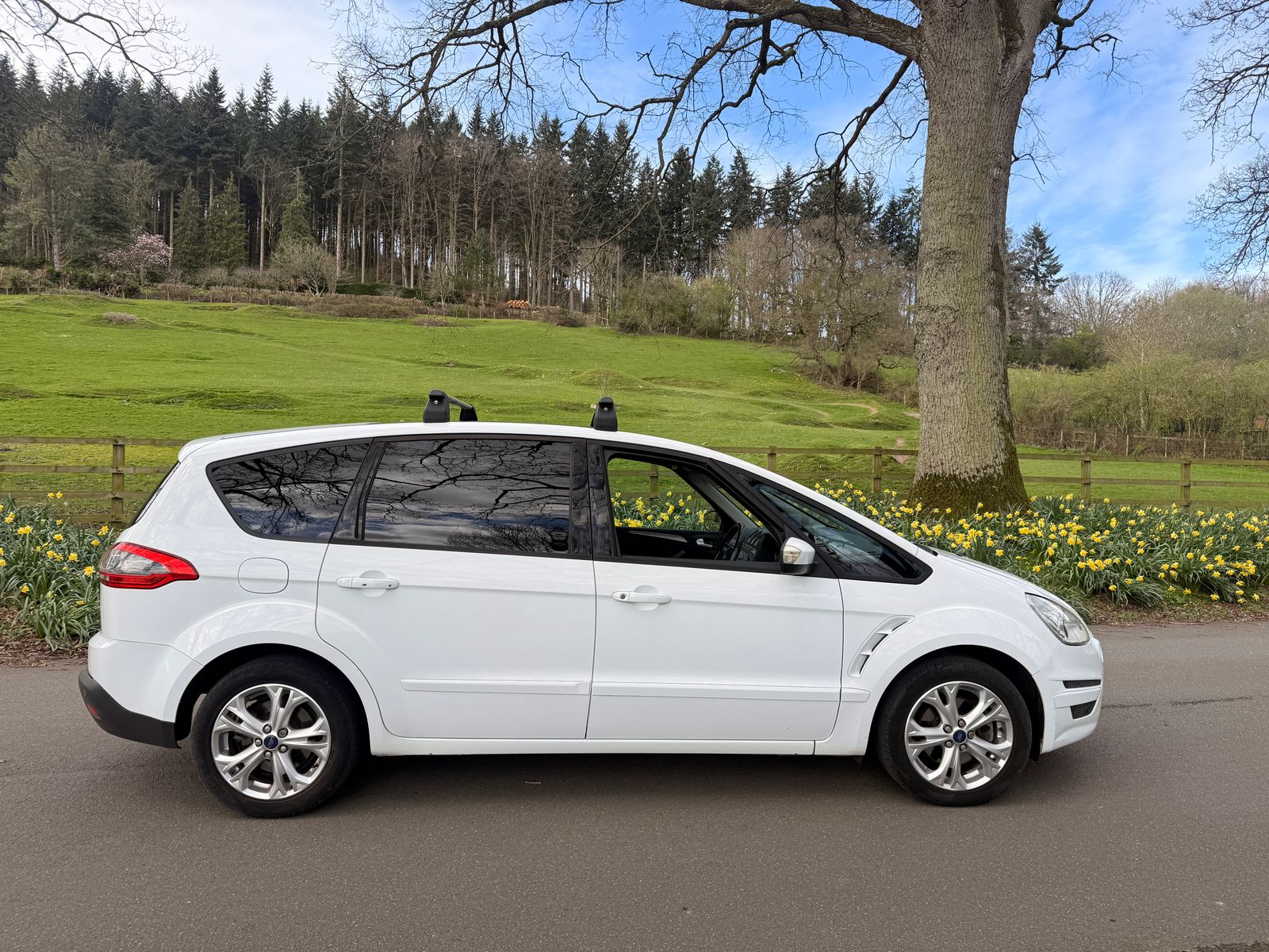 Ford S-Max 2.0 TDCi Zetec MPV 5dr Diesel Manual Euro 5 (140 ps) 5dr Manual 2012