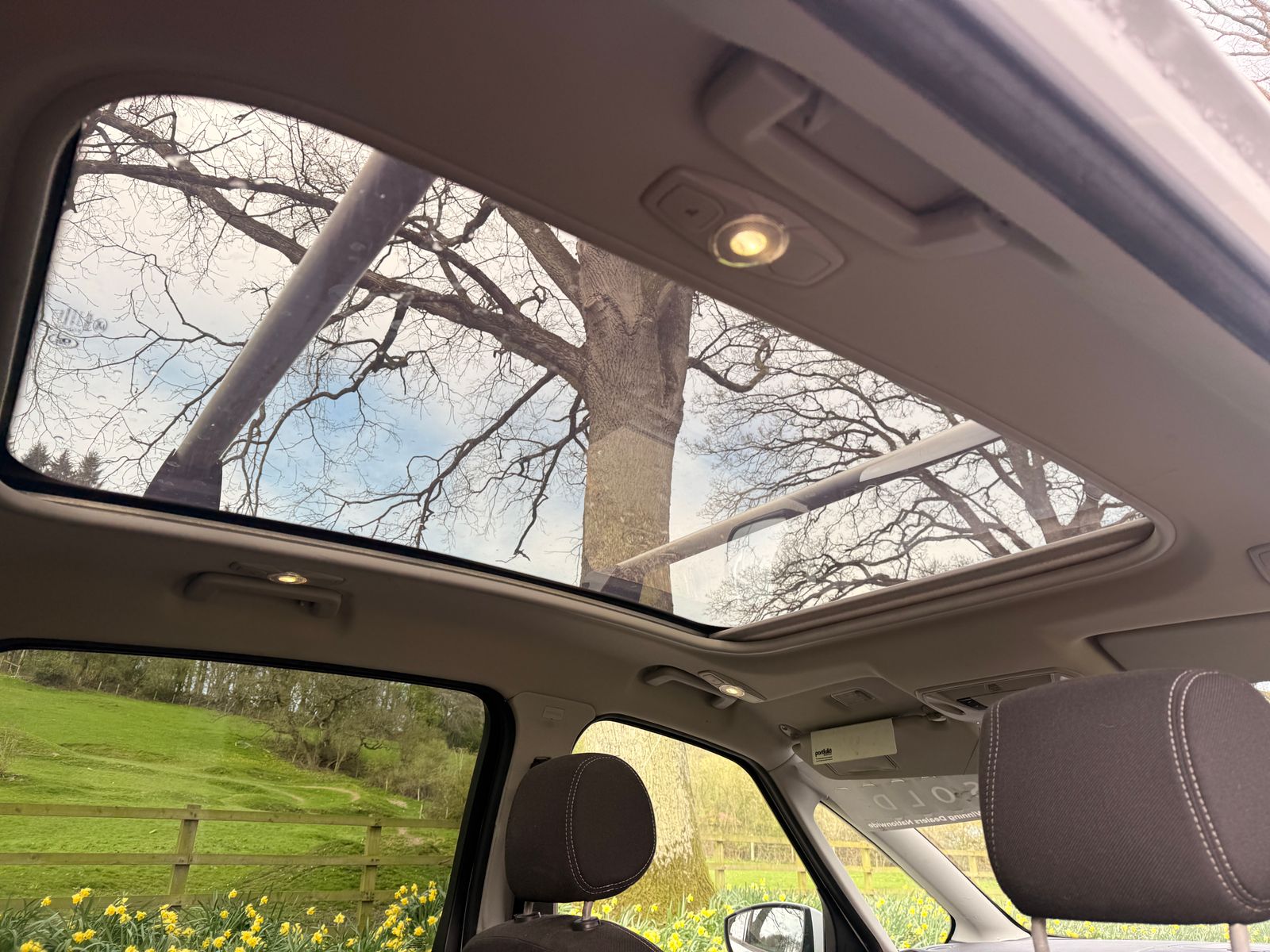 Ford S-Max 2.0 TDCi Zetec MPV 5dr Diesel Manual Euro 5 (140 ps) 5dr Manual 2012