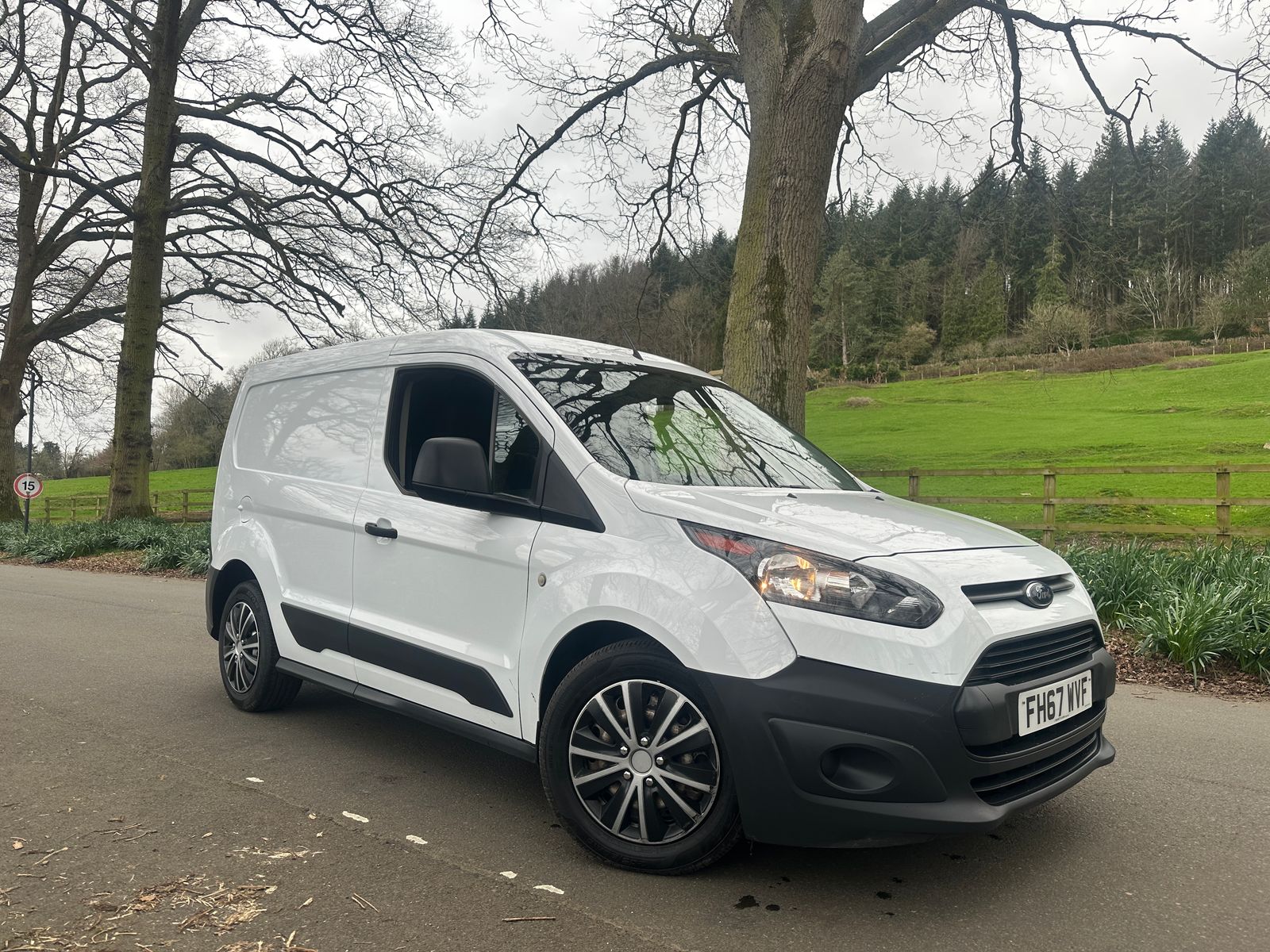 Ford Transit Connect 1.5 TDCi 200 Panel Van 5dr Diesel Manual L1 H1 (120 g/km, 74 bhp) 5dr Manual 2018