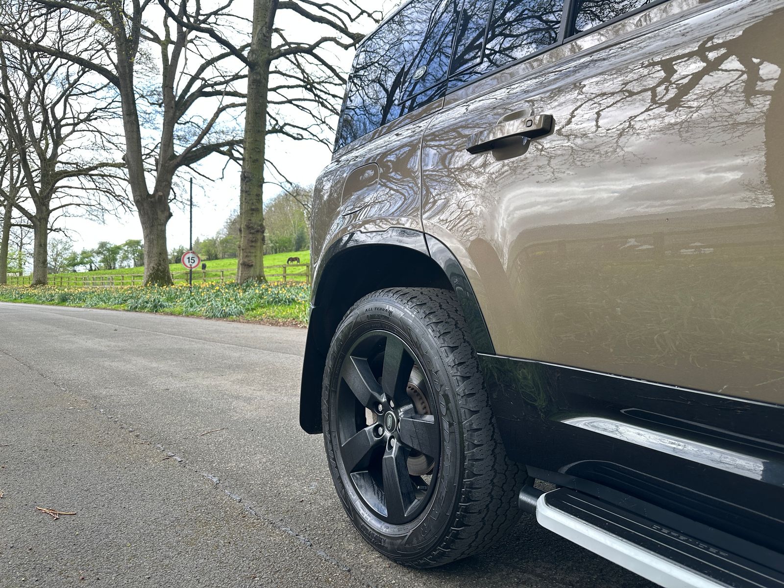 Land Rover DEFENDER 110 3.0 D250 MHEV X-Dynamic HSE SUV 5dr Diesel Auto 4WD Euro 6 (s/s) (250 ps) 5dr Automatic 2023