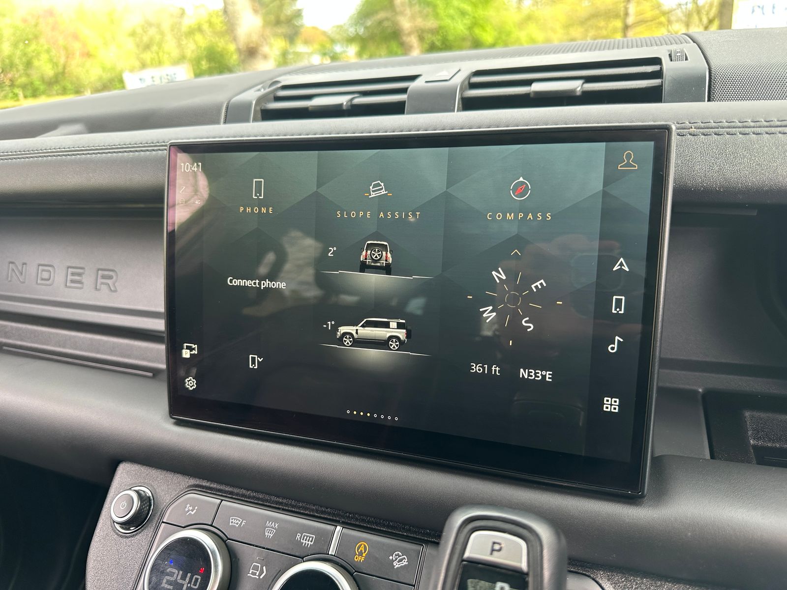 Land Rover DEFENDER 110 3.0 D250 MHEV X-Dynamic HSE SUV 5dr Diesel Auto 4WD Euro 6 (s/s) (250 ps) 5dr Automatic 2023