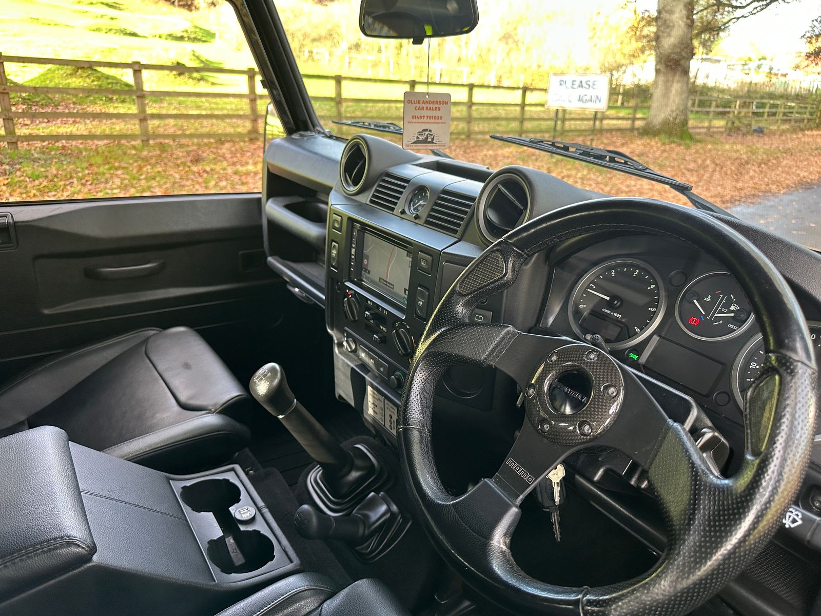 Land Rover Defender 90 2.2 TDCi XS Station Wagon Double Cab 3dr Diesel Manual 4WD SWB Euro 5 (122 ps) 3dr Manual 2016