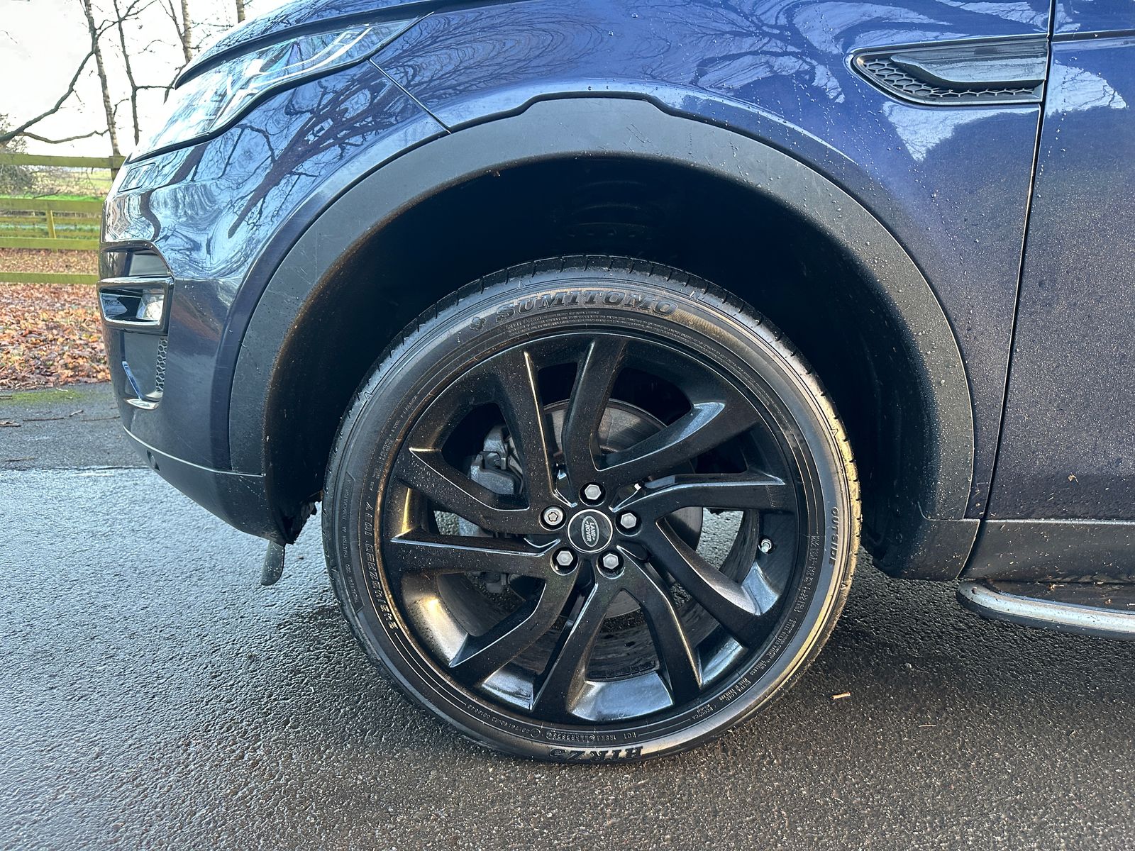 Land Rover Discovery Sport 2.0 TD4 HSE Luxury SUV 5dr Diesel Auto 4WD Euro 6 (s/s) (180 ps) 5dr Automatic 2016