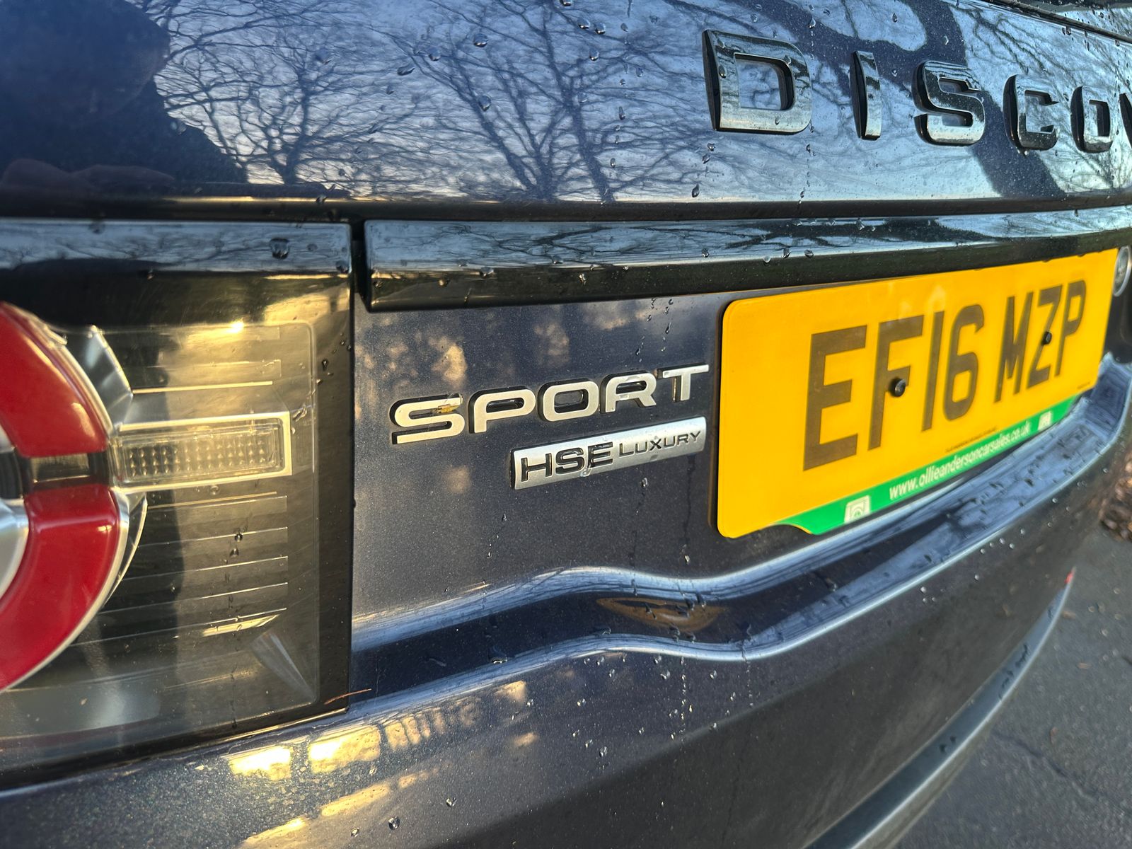 Land Rover Discovery Sport 2.0 TD4 HSE Luxury SUV 5dr Diesel Auto 4WD Euro 6 (s/s) (180 ps) 5dr Automatic 2016