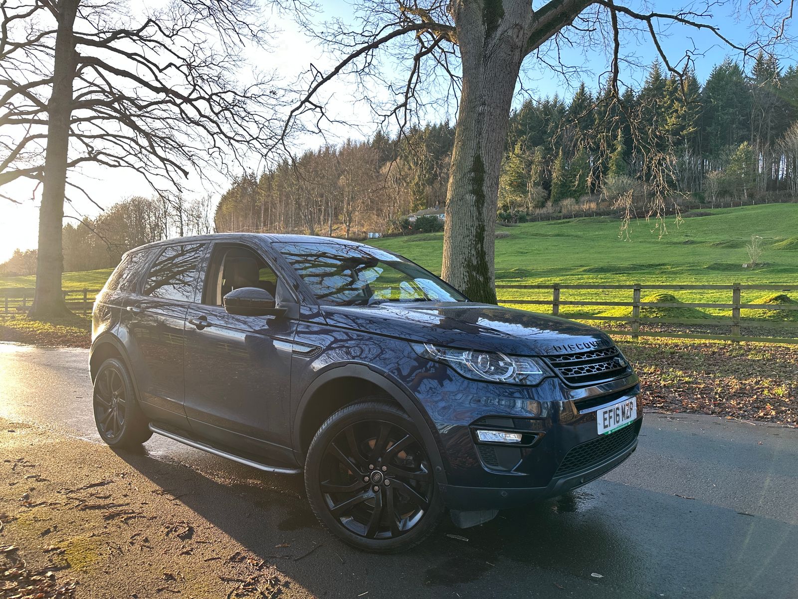 Land Rover Discovery Sport 2.0 TD4 HSE Luxury SUV 5dr Diesel Auto 4WD Euro 6 (s/s) (180 ps) 5dr Automatic 2016