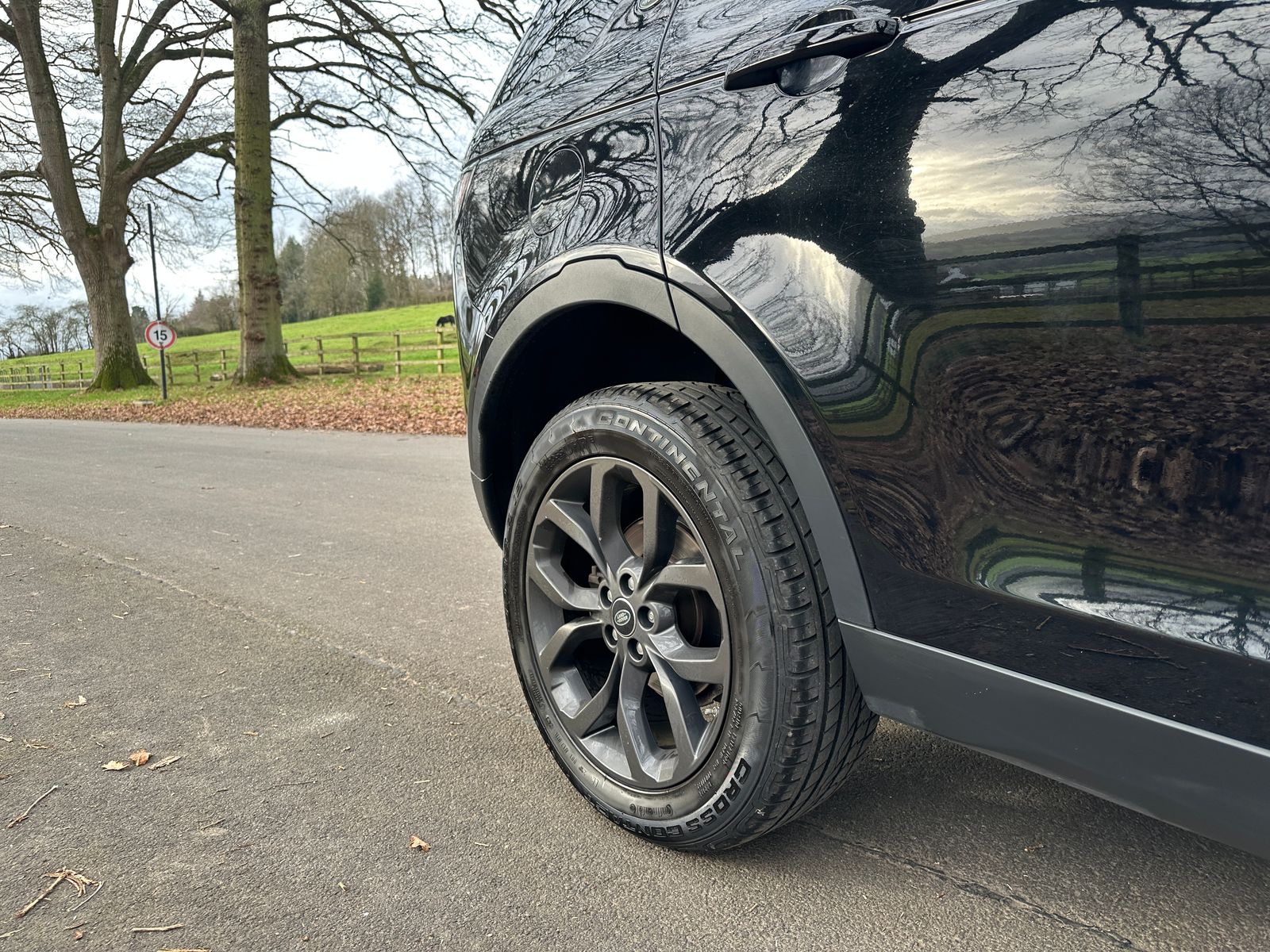 Land Rover Discovery Sport 2.0 TD4 Landmark SUV 5dr Diesel Auto 4WD Euro 6 (s/s) (180 ps) 5dr Automatic 2019