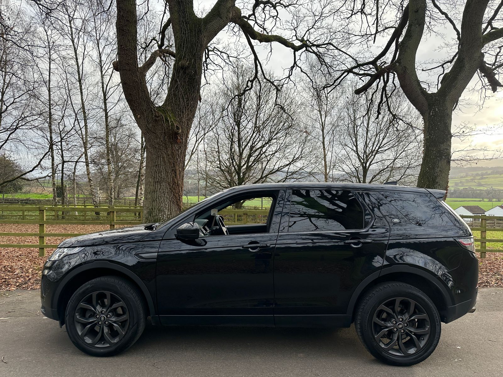 Land Rover Discovery Sport 2.0 TD4 Landmark SUV 5dr Diesel Auto 4WD Euro 6 (s/s) (180 ps) 5dr Automatic 2019