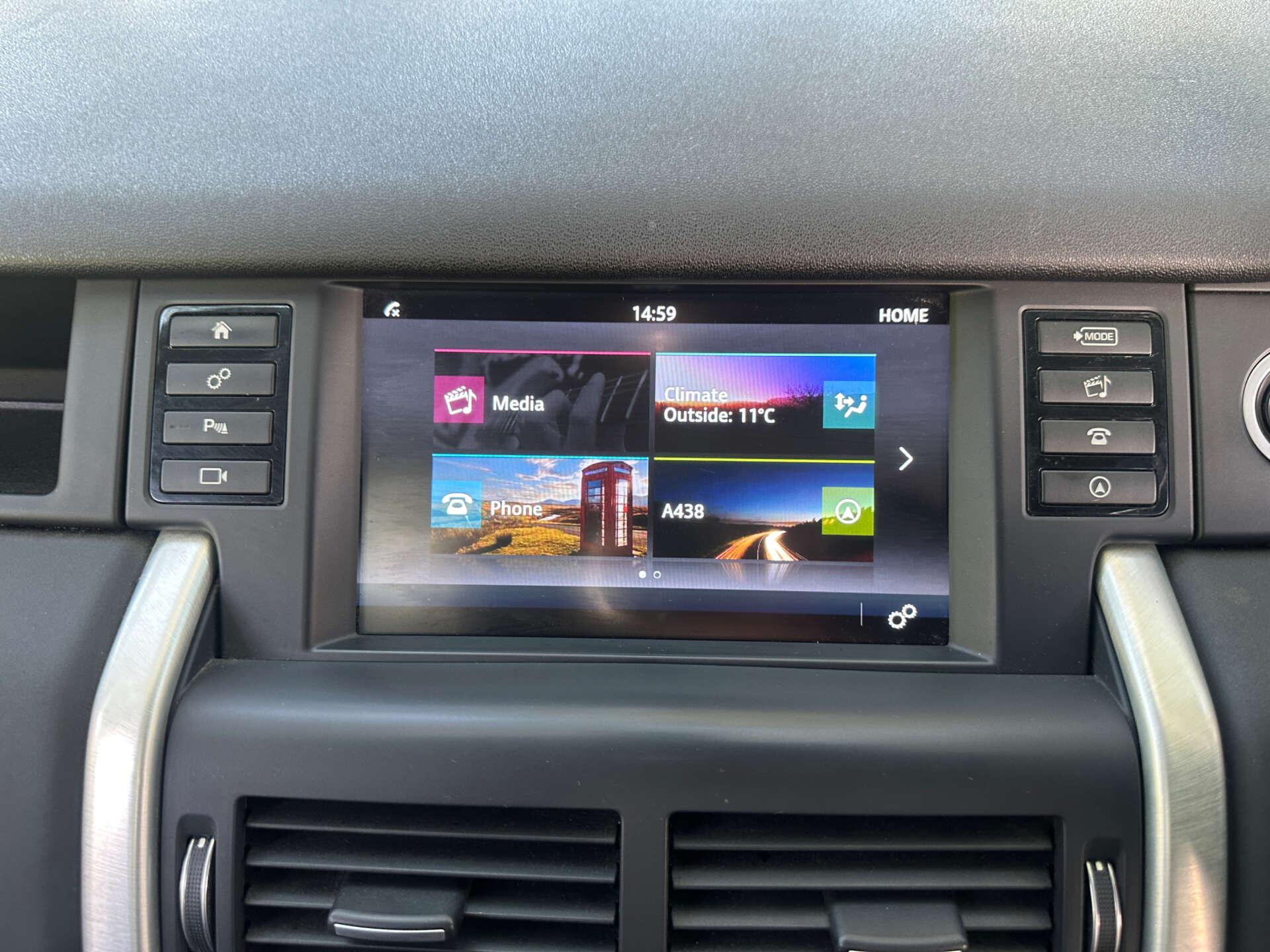 Land Rover Discovery Sport 2.2 Discovery Sport HSE SD4 Auto 4WD 5dr 5dr Automatic 2015