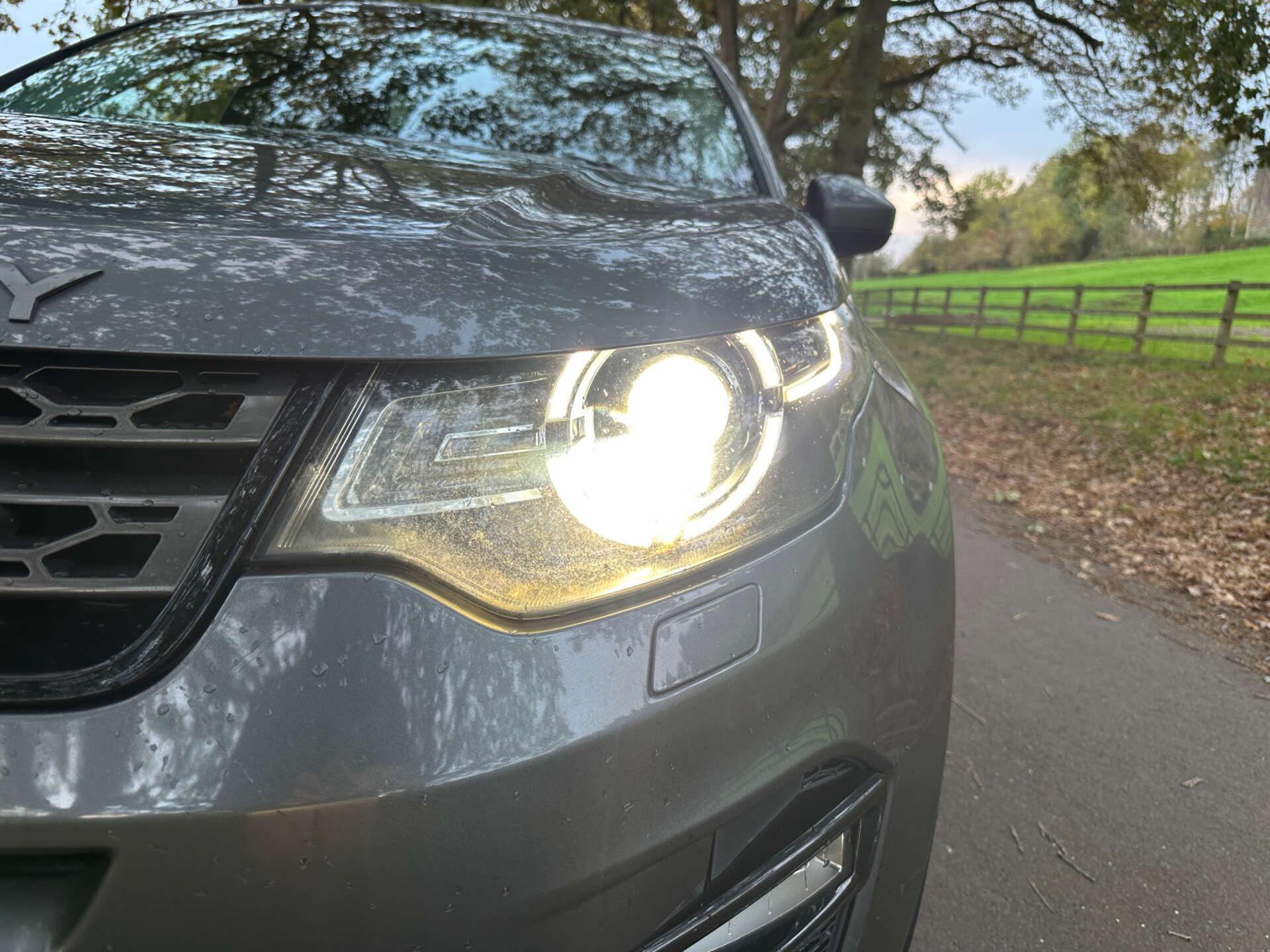 Land Rover Discovery Sport 2.2 Discovery Sport SE Tech SD4 Auto 4WD 5dr 5dr Automatic 2015