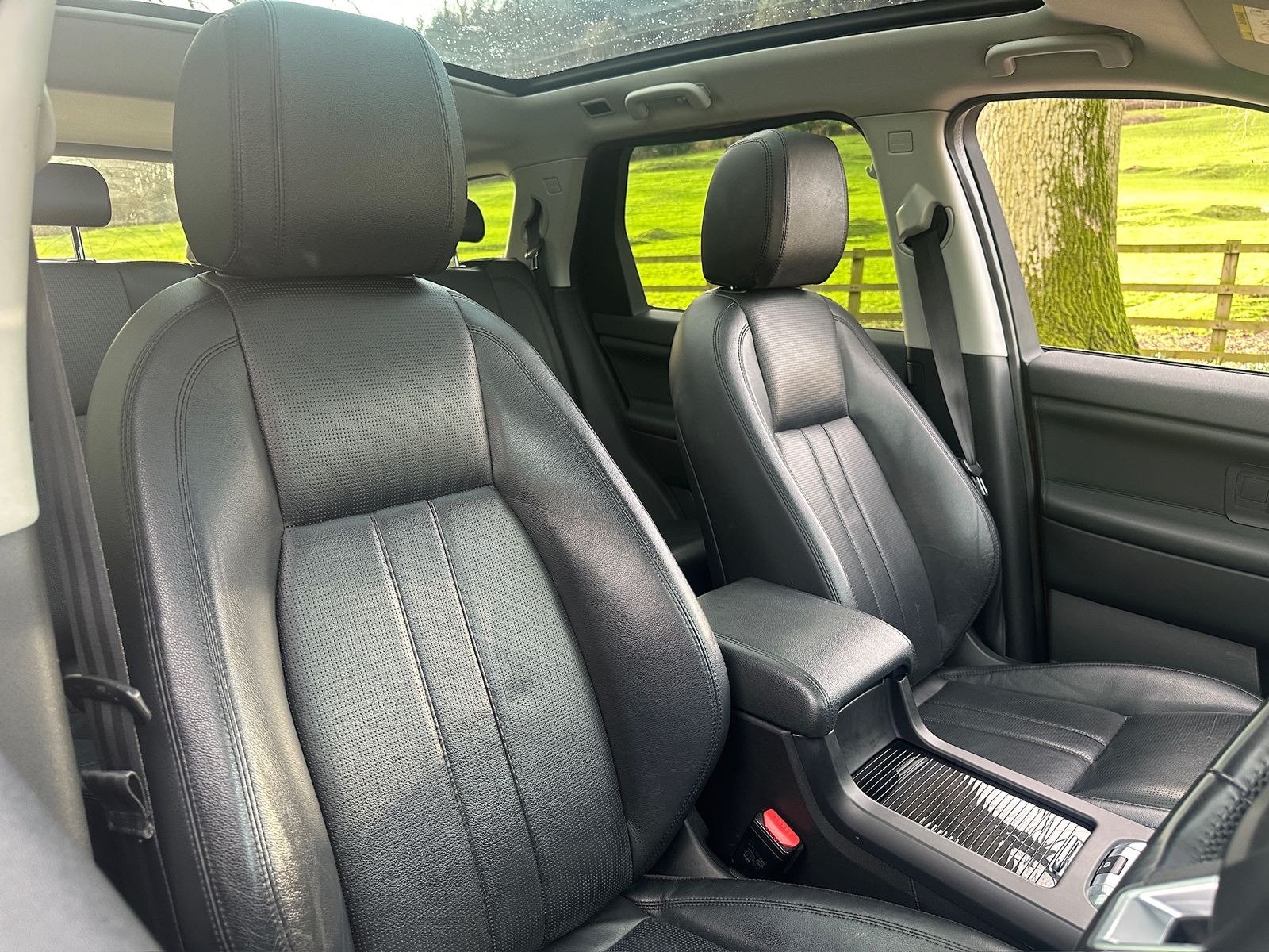 Land Rover Discovery Sport 2.2 SD4 HSE SUV 5dr Diesel Auto 4WD Euro 5 (s/s) (190 ps) 5dr Automatic 2015