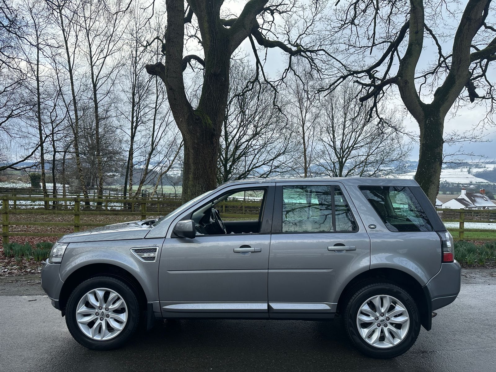 Land Rover Freelander 2 2.2 SD4 HSE SUV 5dr Diesel CommandShift 4WD Euro 5 (190 ps) 5dr Automatic 2026