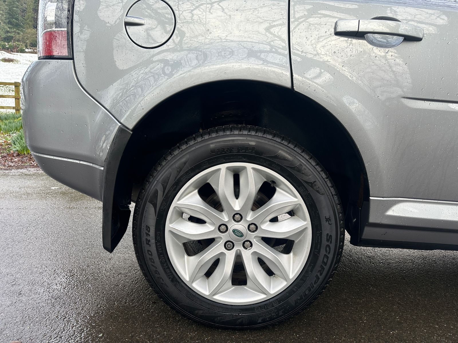 Land Rover Freelander 2 2.2 SD4 HSE SUV 5dr Diesel CommandShift 4WD Euro 5 (190 ps) 5dr Automatic 2026