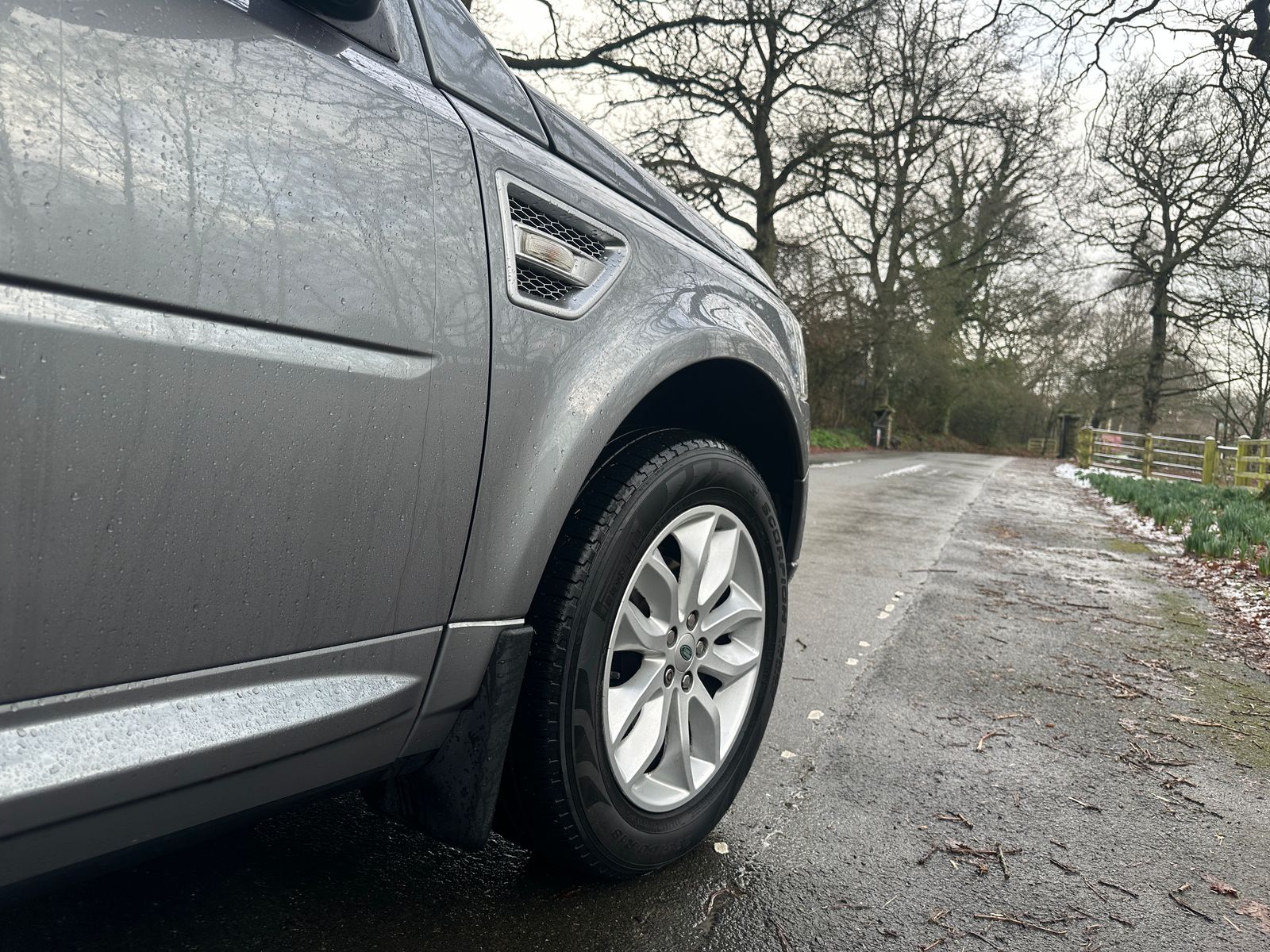 Land Rover Freelander 2 2.2 SD4 HSE SUV 5dr Diesel CommandShift 4WD Euro 5 (190 ps) 5dr Automatic 2026