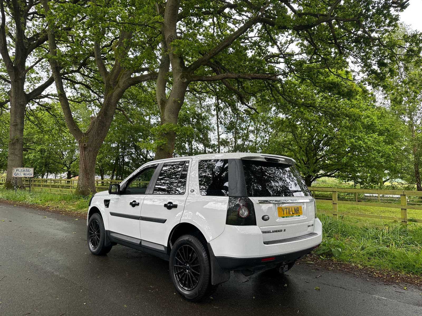 Land Rover Freelander 2 2.2 TD4 GS SUV 5dr Diesel Manual 4WD Euro 5 (s/s) (150 ps) 5dr Manual 2011