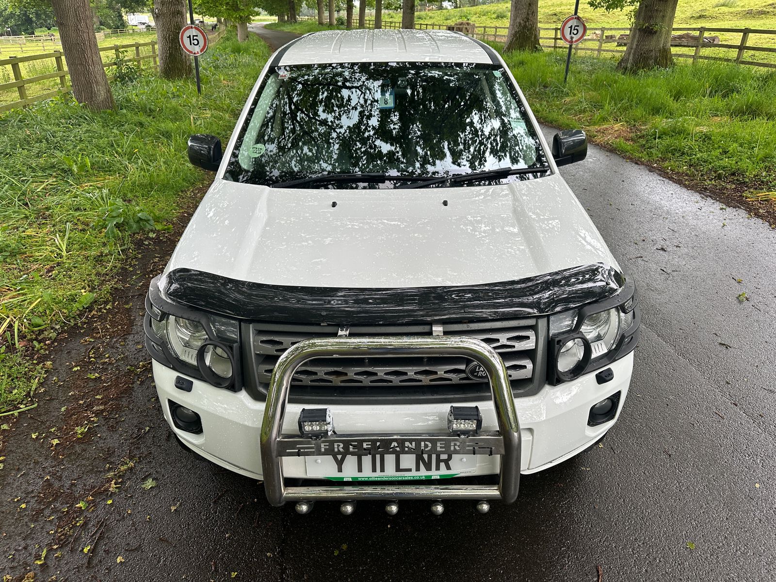 Land Rover Freelander 2 2.2 TD4 GS SUV 5dr Diesel Manual 4WD Euro 5 (s/s) (150 ps) 5dr Manual 2011