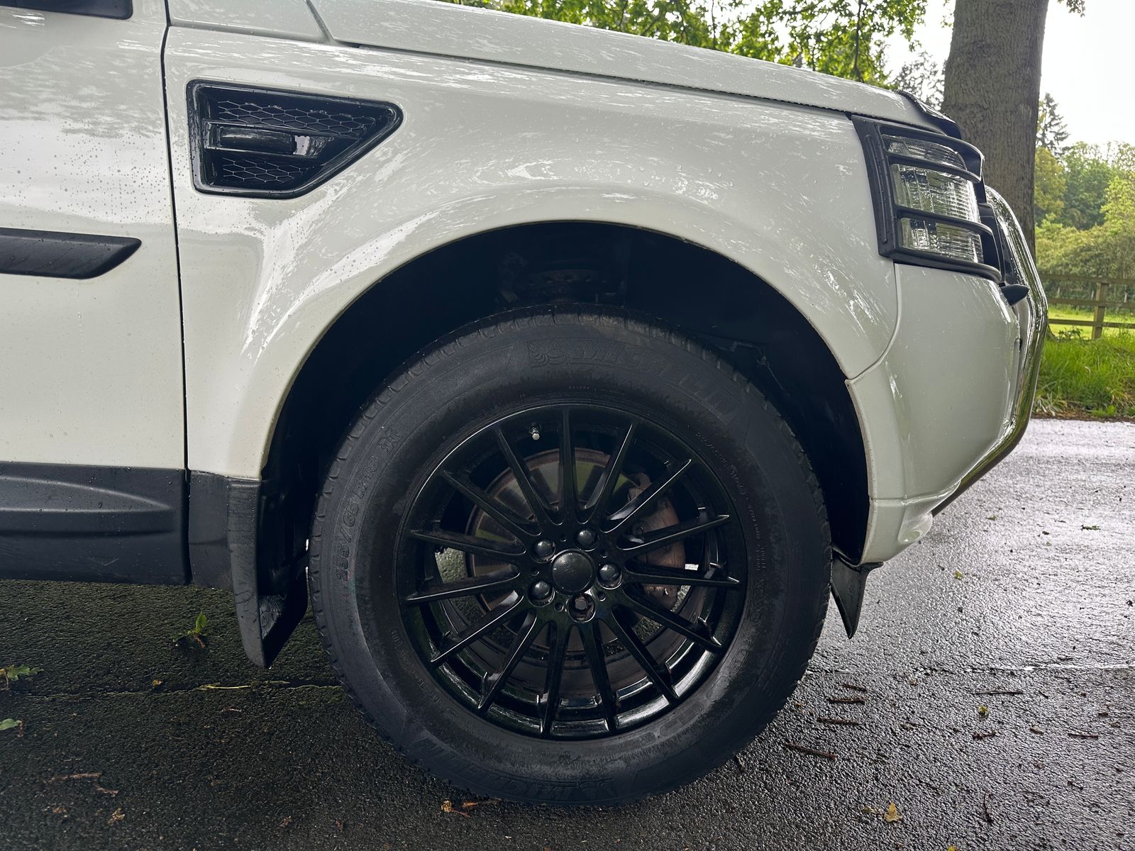 Land Rover Freelander 2 2.2 TD4 GS SUV 5dr Diesel Manual 4WD Euro 5 (s/s) (150 ps) 5dr Manual 2011