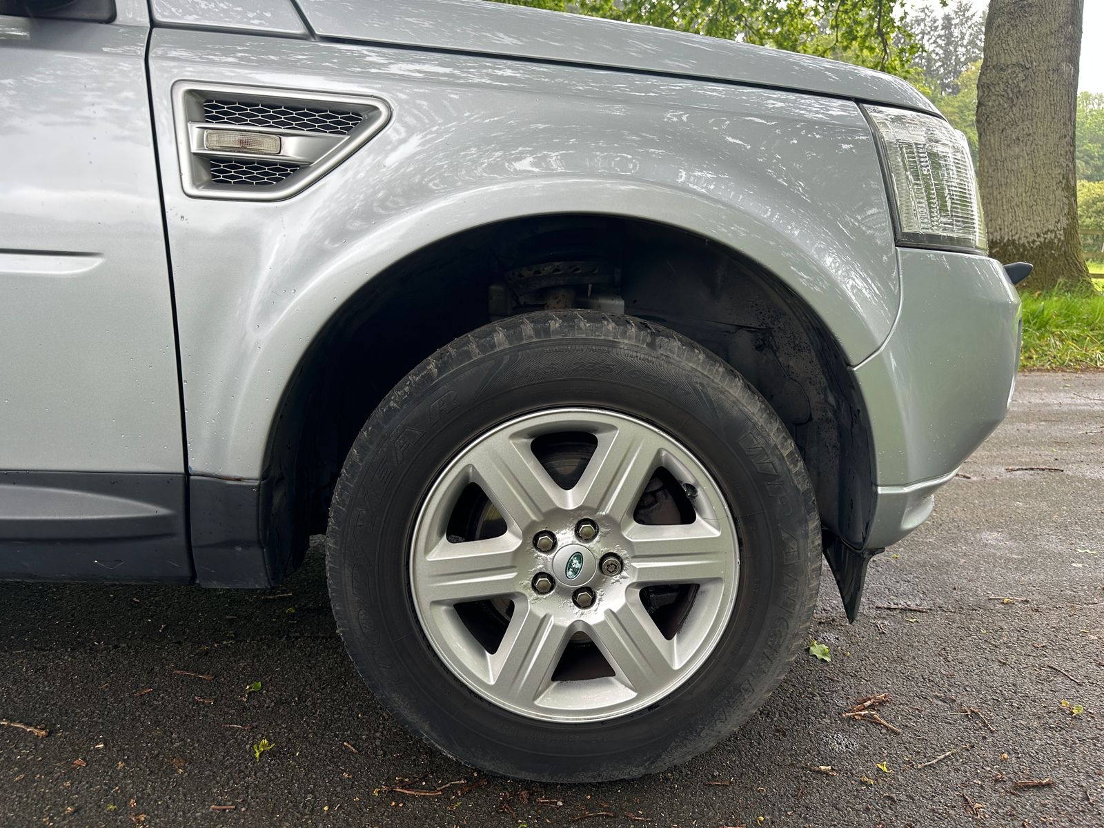 Land Rover Freelander 2 2.2 TD4 GS SUV 5dr Diesel Manual 4WD Euro 5 (s/s) (150 ps) 5dr Manual 2010