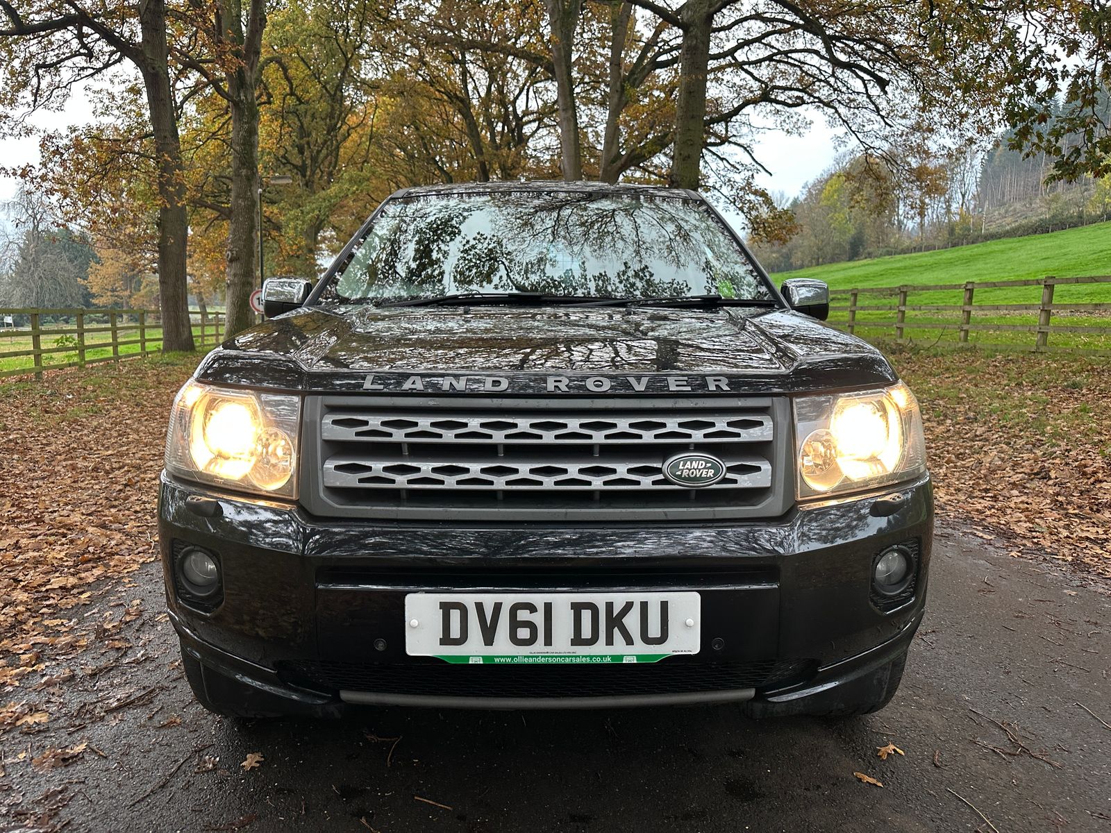 Land Rover Freelander 2 2.2 TD4 XS SUV 5dr Diesel Manual 4WD Euro 5 (s/s) (150 ps) 5dr Manual 2011