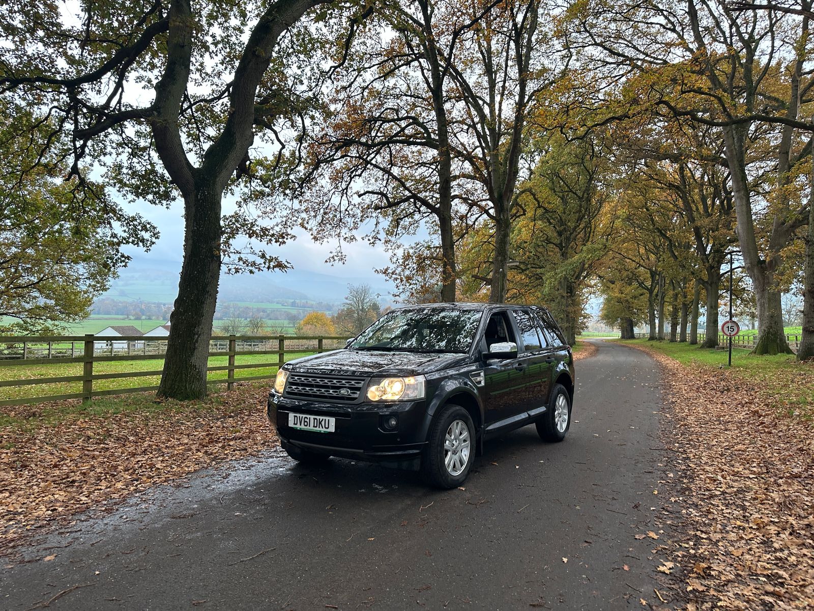 Land Rover Freelander 2 2.2 TD4 XS SUV 5dr Diesel Manual 4WD Euro 5 (s/s) (150 ps) 5dr Manual 2011