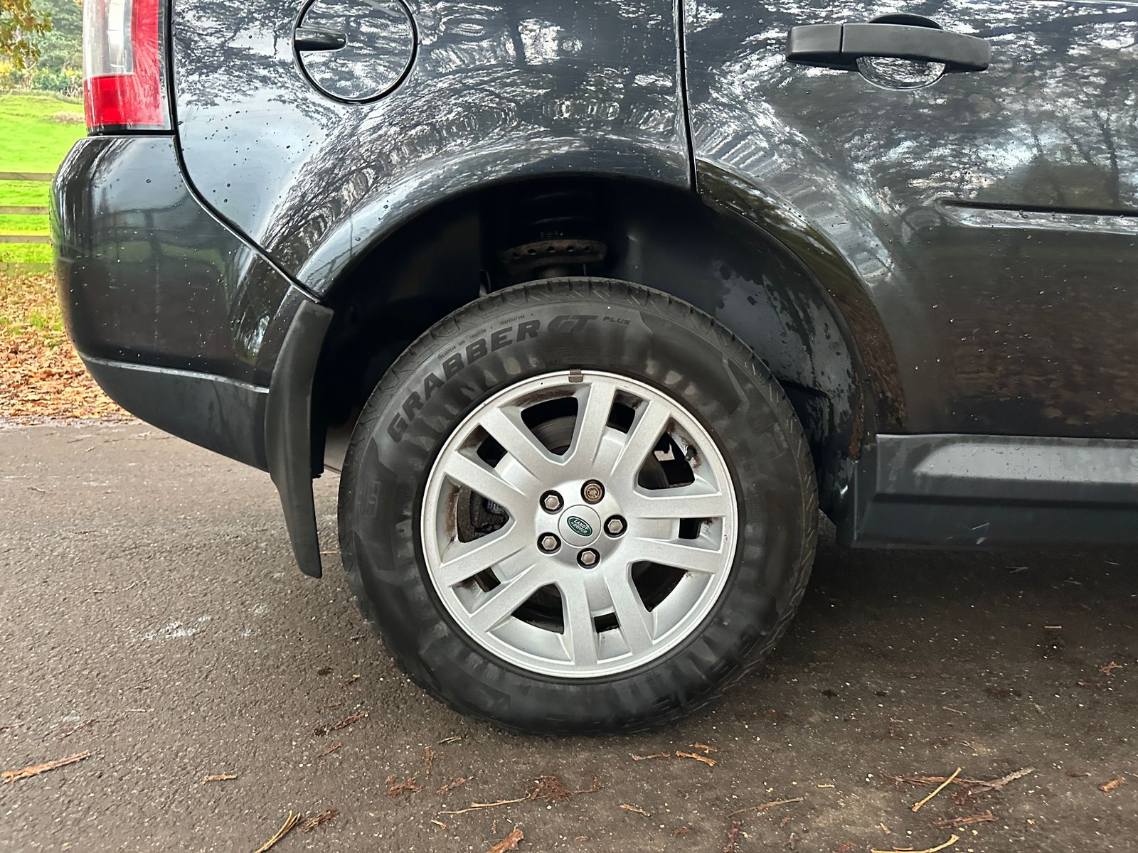 Land Rover Freelander 2 2.2 TD4 XS SUV 5dr Diesel Manual 4WD Euro 5 (s/s) (150 ps) 5dr Manual 2011