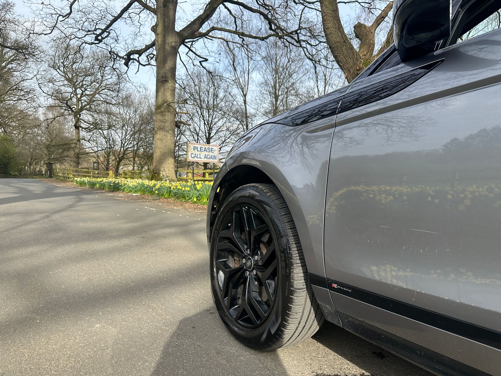 Land Rover Range Rover Evoque 2.0 D180 R-Dynamic SE SUV 5dr Diesel Auto 4WD Euro 6 (s/s) (180 ps) 5dr Automatic 2019