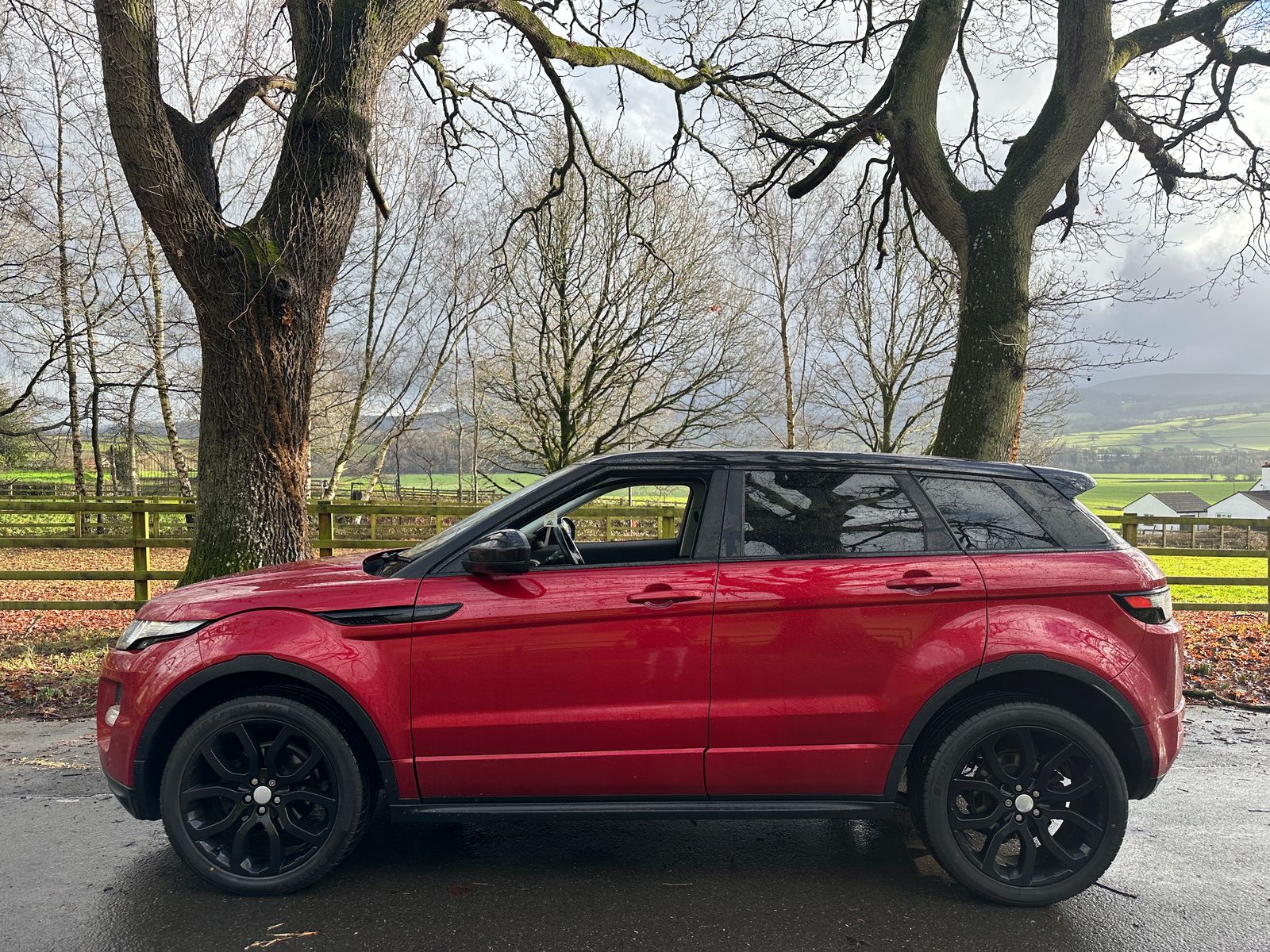 Land Rover Range Rover Evoque 2.2 SD4 Dynamic SUV 5dr Diesel Auto 4WD Euro 5 (s/s) (190 ps) 5dr Automatic 2026