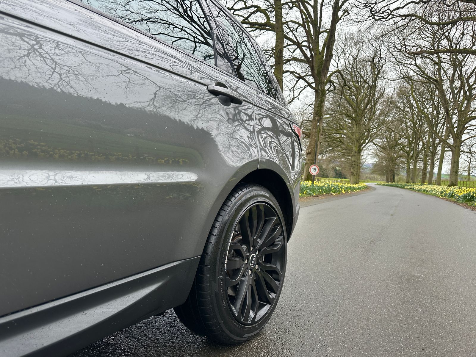 Land Rover Range Rover Sport 3.0 SD V6 HSE Dynamic SUV 5dr Diesel Auto 4WD Euro 5 (s/s) (306 ps) 5dr Automatic 2015