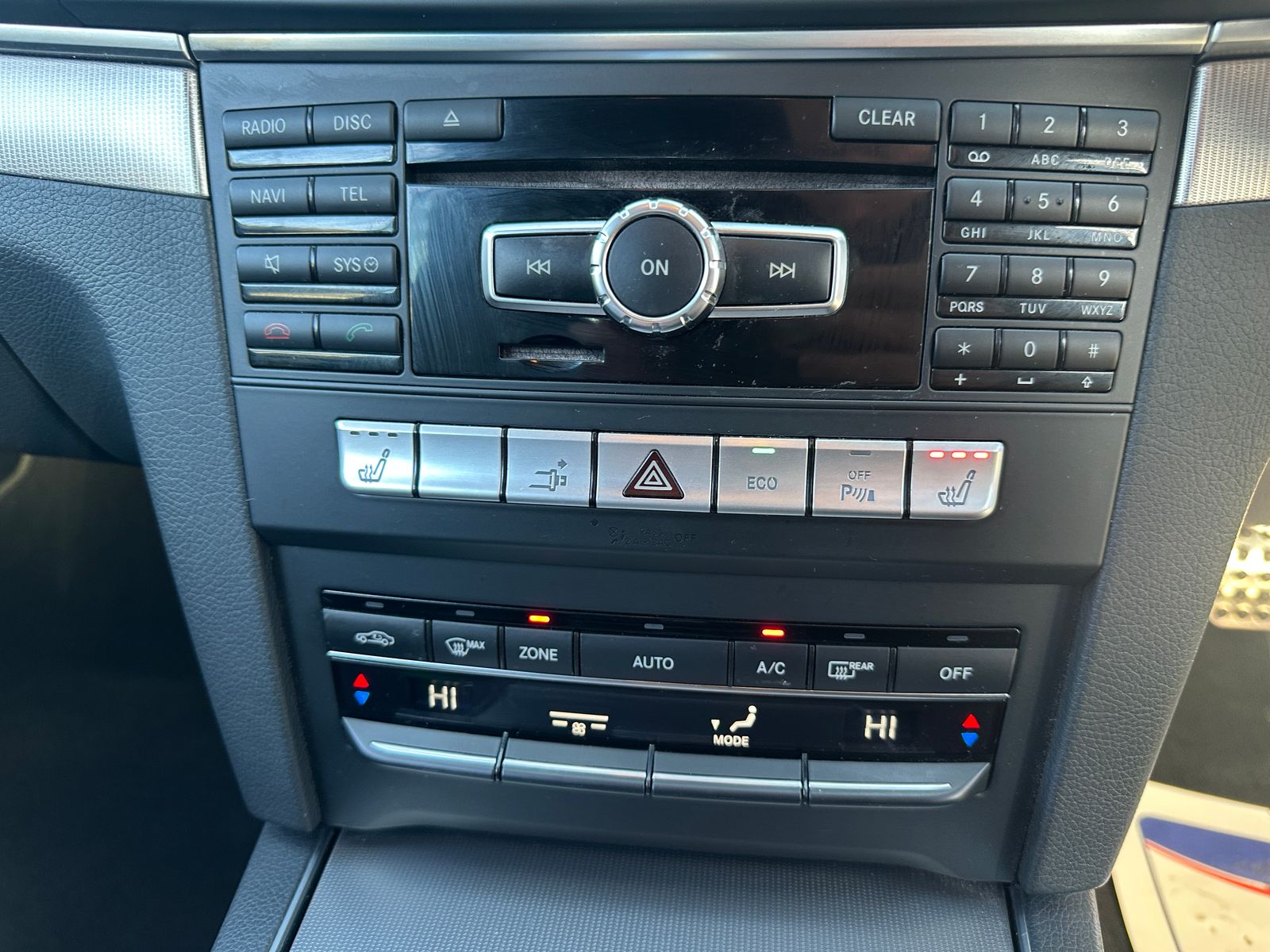 Mercedes-Benz E Class 3.5 E400 V6 AMG Line Coupe 2dr Petrol G-Tronic+ Euro 6 (s/s) (333 ps) 2dr Automatic 2015