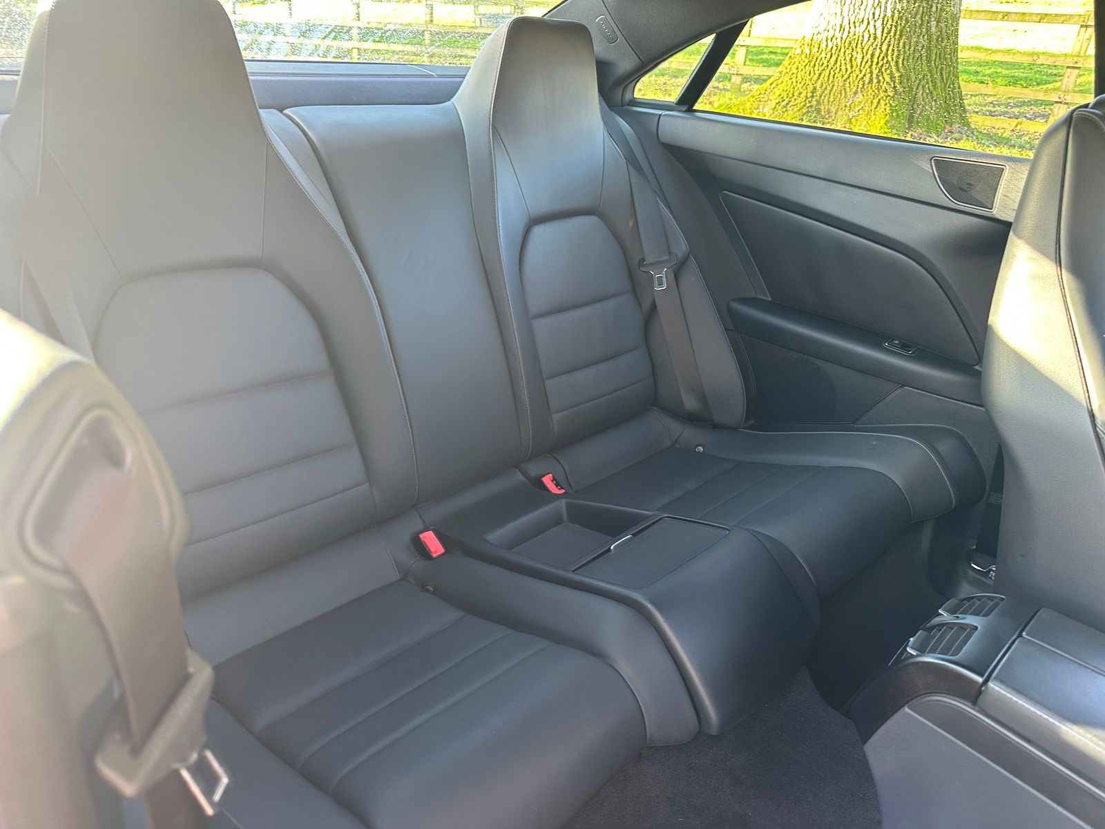 Mercedes-Benz E Class 3.5 E400 V6 AMG Line Coupe 2dr Petrol G-Tronic+ Euro 6 (s/s) (333 ps) 2dr Automatic 2015