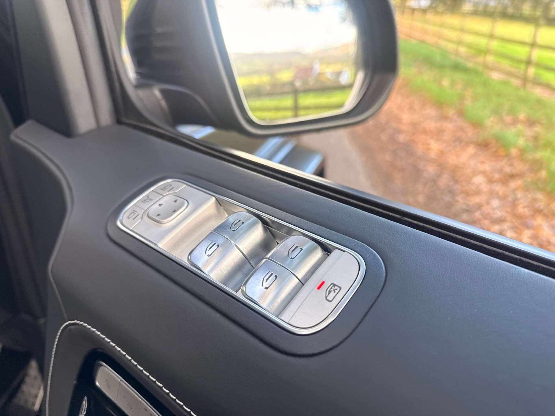 Mercedes-Benz G-Class 4.0 AMG G 63 Manufaktur Edition MHEV A 4WD 5dr 5dr Automatic 2025