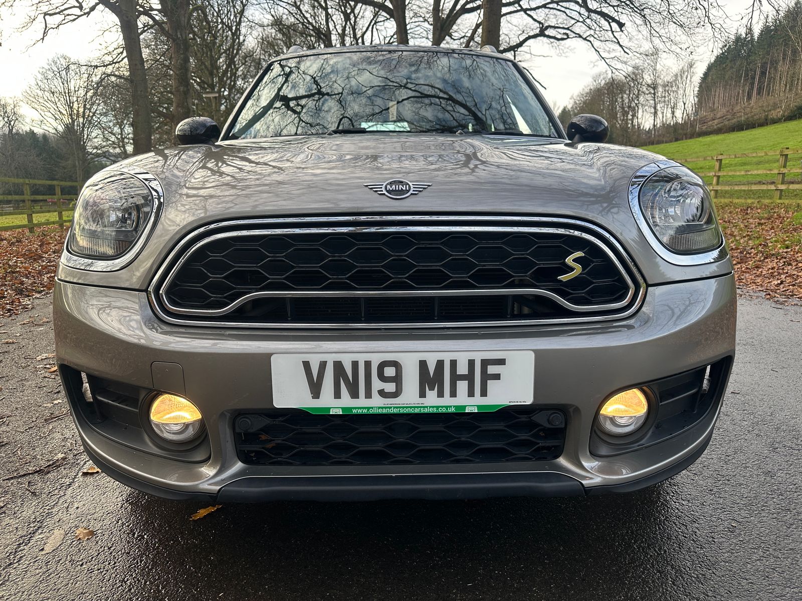 MINI Countryman 1.5 7.6kWh Cooper SE Classic SUV 5dr Petrol Plug-in Hybrid Auto ALL4 Euro 6 (s/s) (224 ps) 5dr Automatic 2019