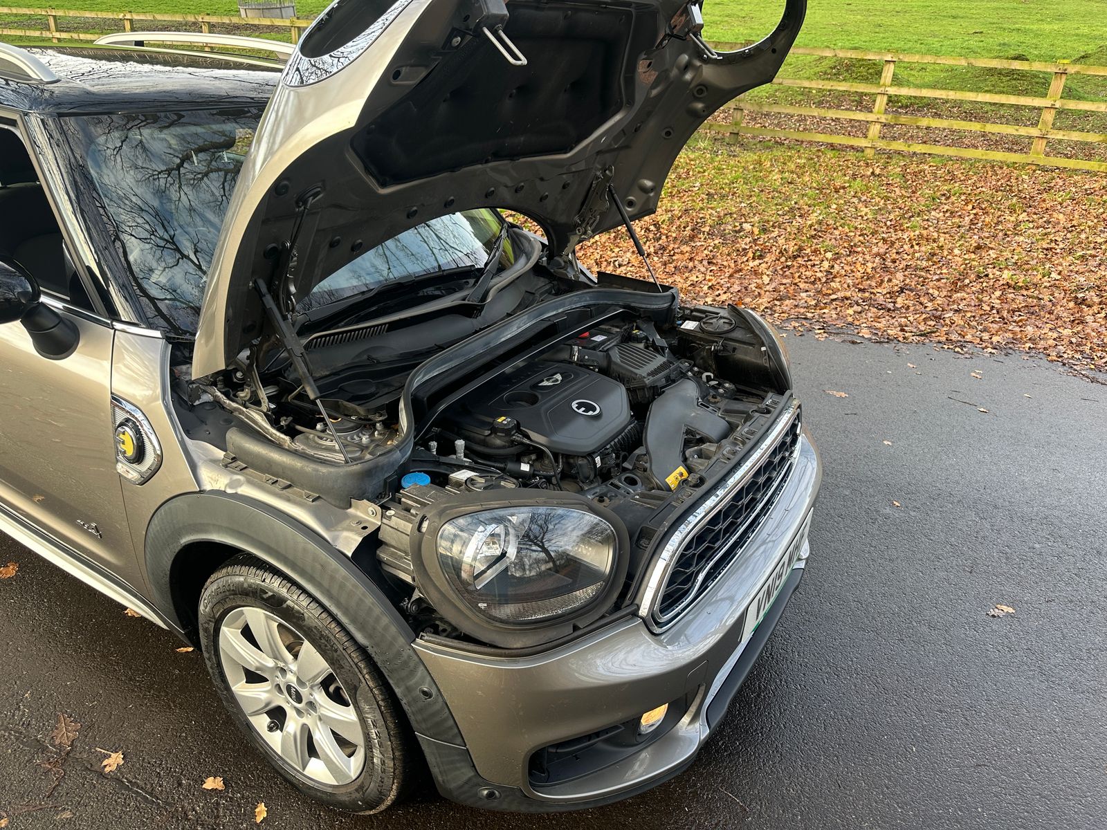 MINI Countryman 1.5 7.6kWh Cooper SE Classic SUV 5dr Petrol Plug-in Hybrid Auto ALL4 Euro 6 (s/s) (224 ps) 5dr Automatic 2019