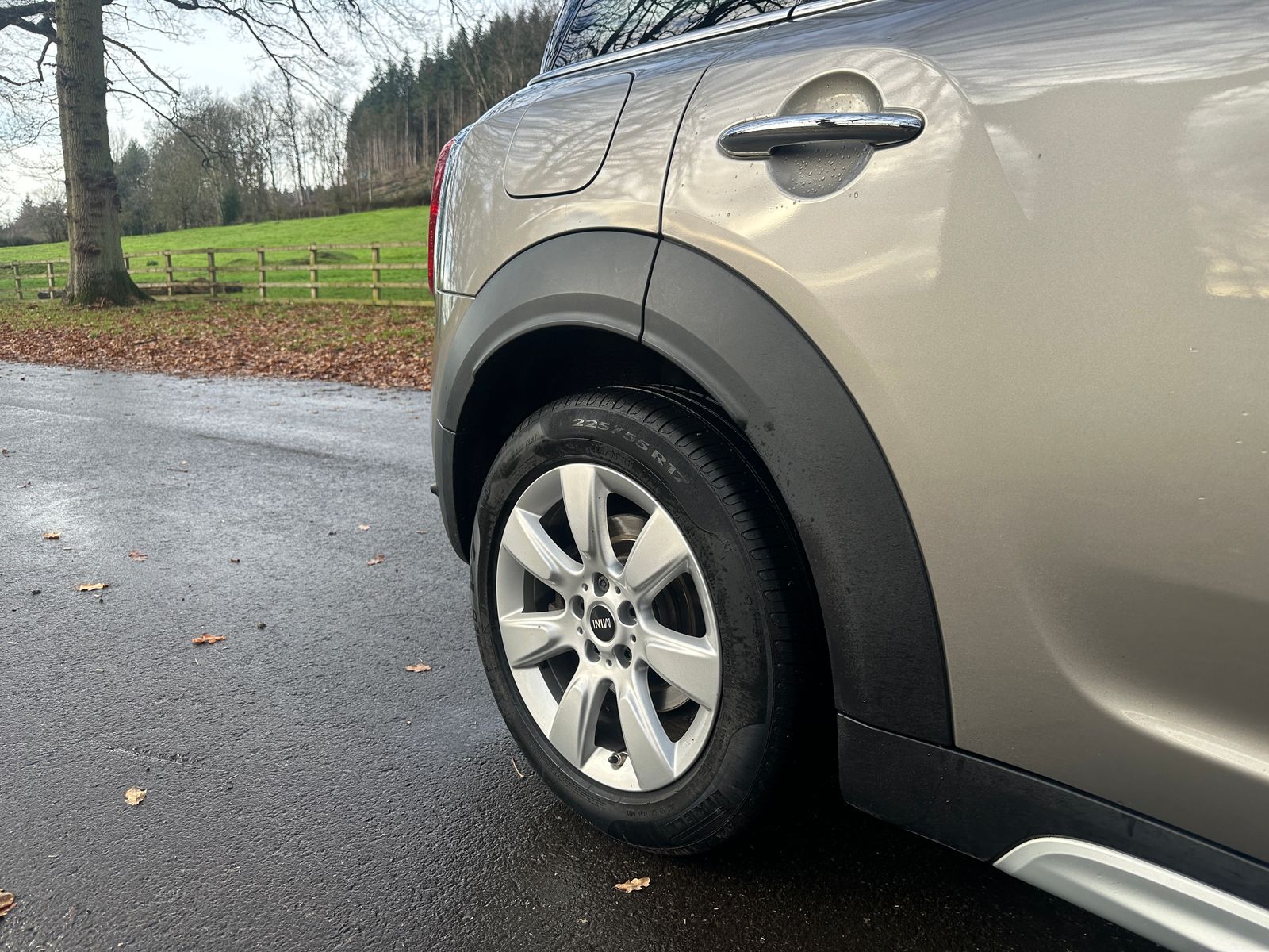 MINI Countryman 1.5 7.6kWh Cooper SE Classic SUV 5dr Petrol Plug-in Hybrid Auto ALL4 Euro 6 (s/s) (224 ps) 5dr Automatic 2019